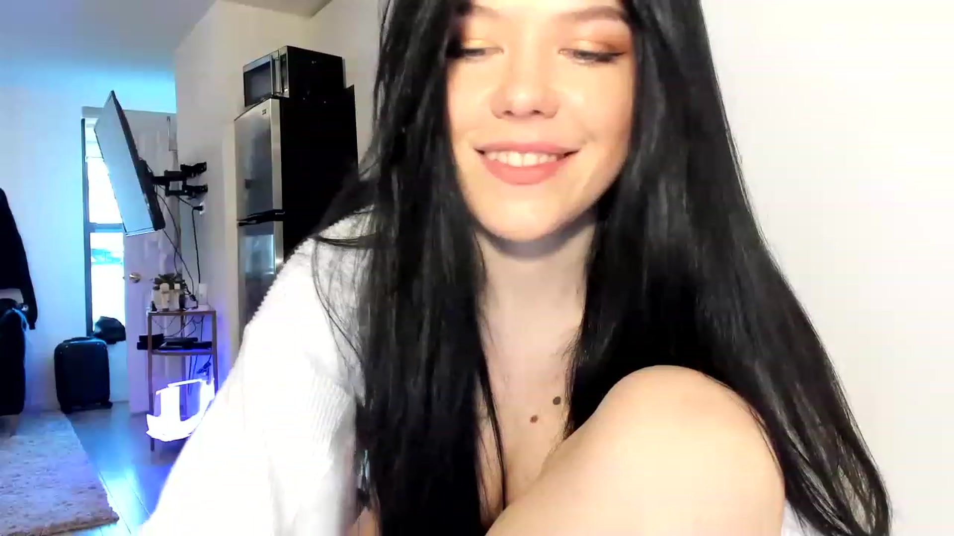 Gallery image thumbnail from Nancy_Morris's myfreecams stream on, 03/15/2023, 20:30 image 17 of 20