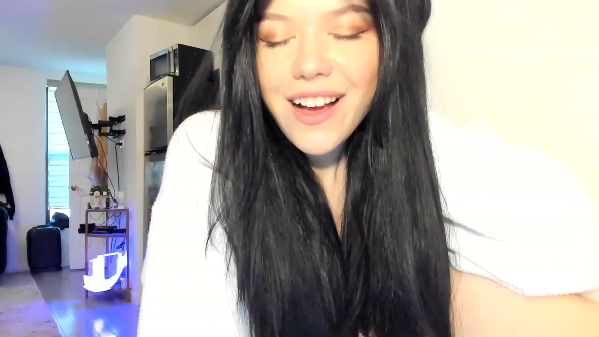 Gallery image thumbnail from Nancy_Morris's myfreecams stream on, 03/15/2023, 20:30 image 9 of 20