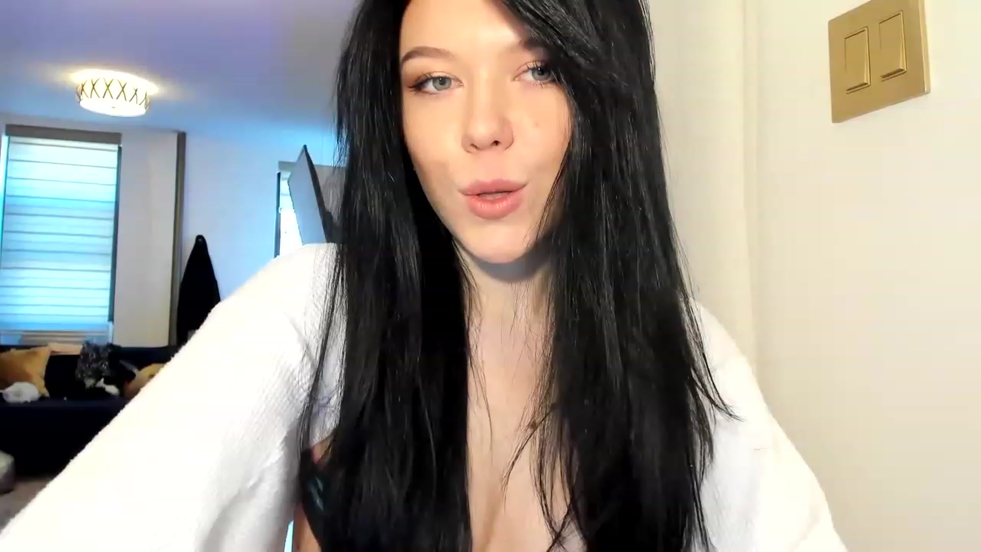 Gallery image thumbnail from Nancy_Morris's myfreecams stream on, 03/15/2023, 20:49 image 15 of 20