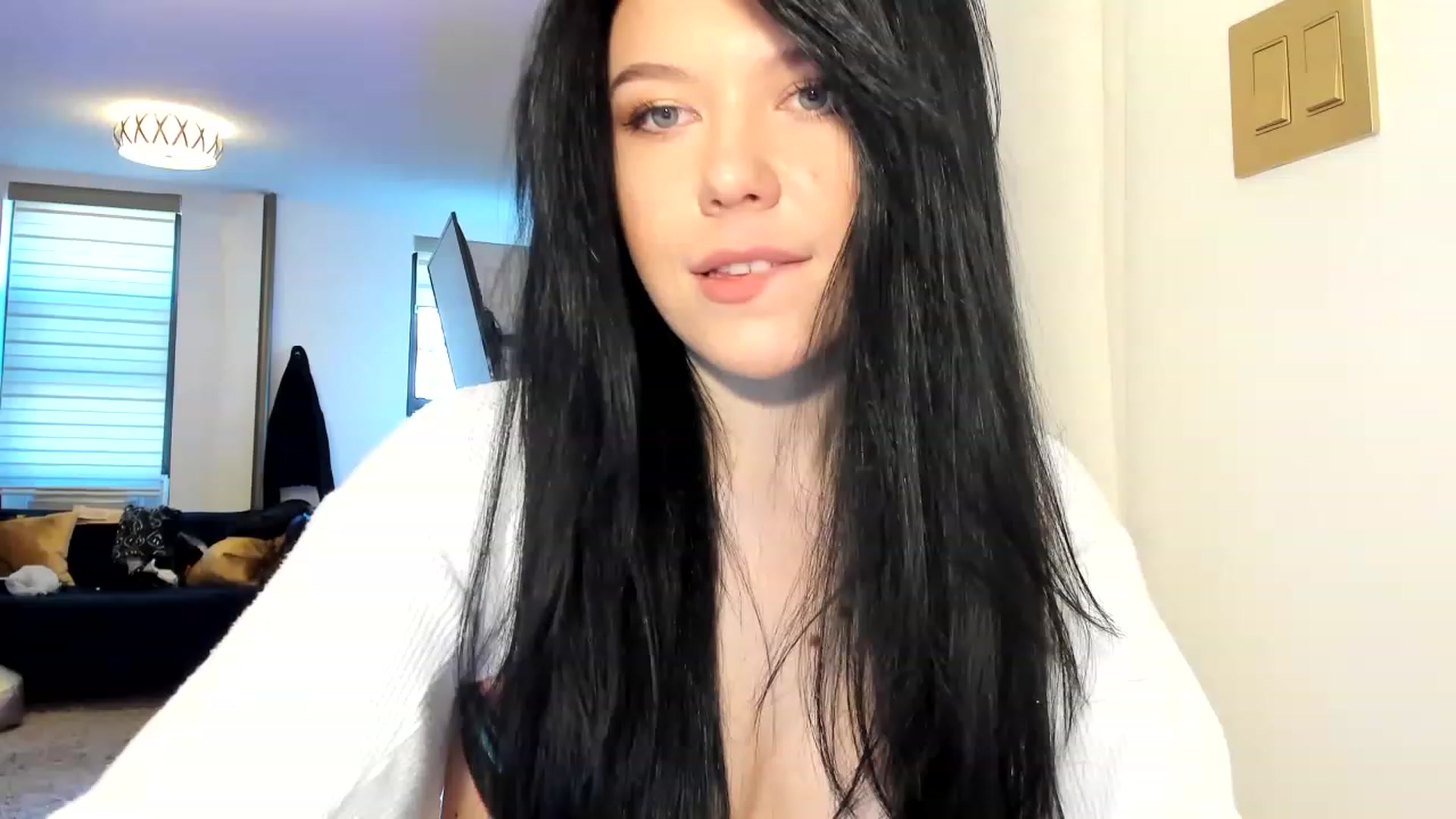 Gallery image thumbnail from Nancy_Morris's myfreecams stream on, 03/15/2023, 20:49 image 17 of 20