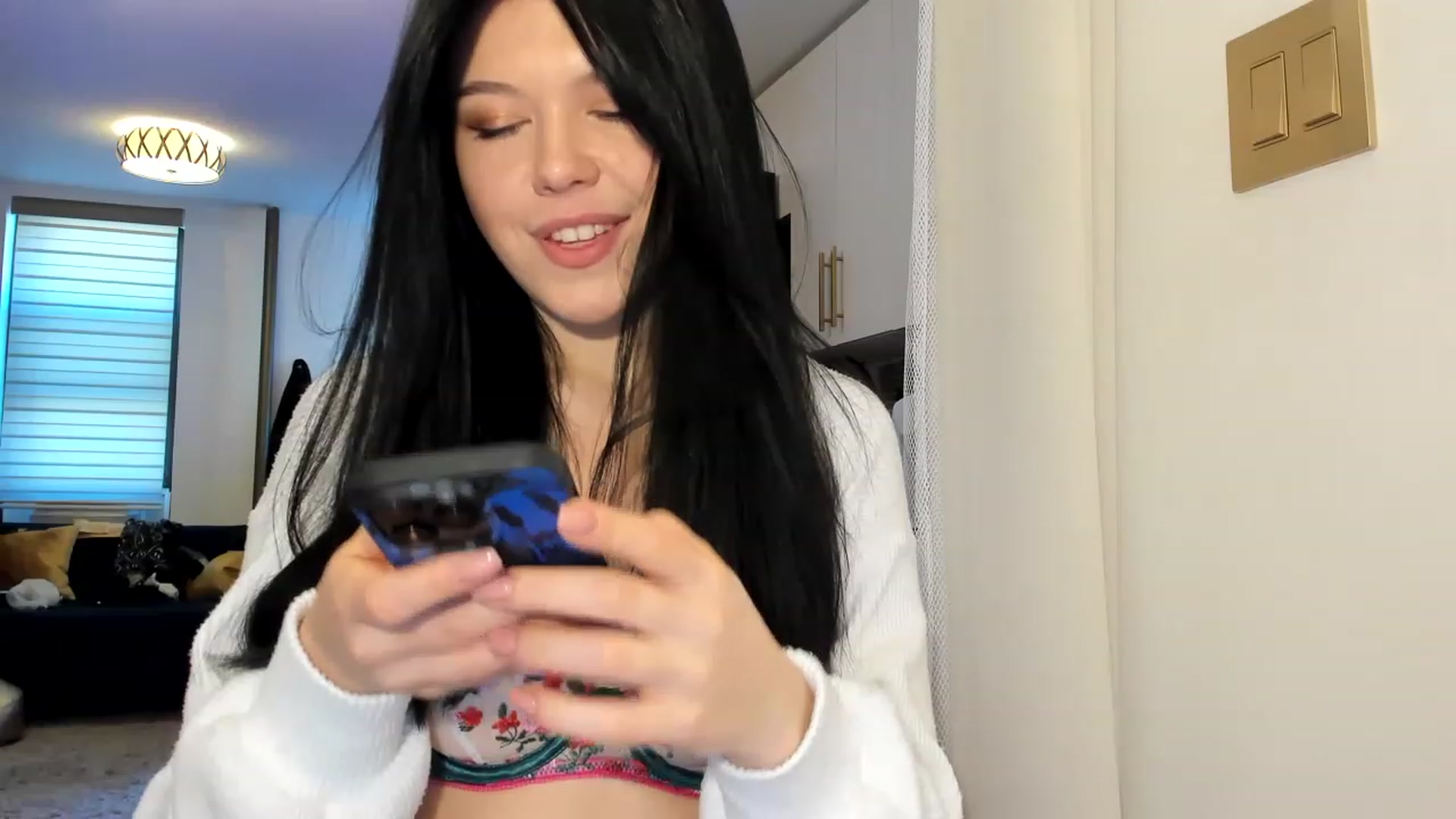 Gallery image thumbnail from Nancy_Morris's myfreecams stream on, 03/15/2023, 20:49 image 7 of 20