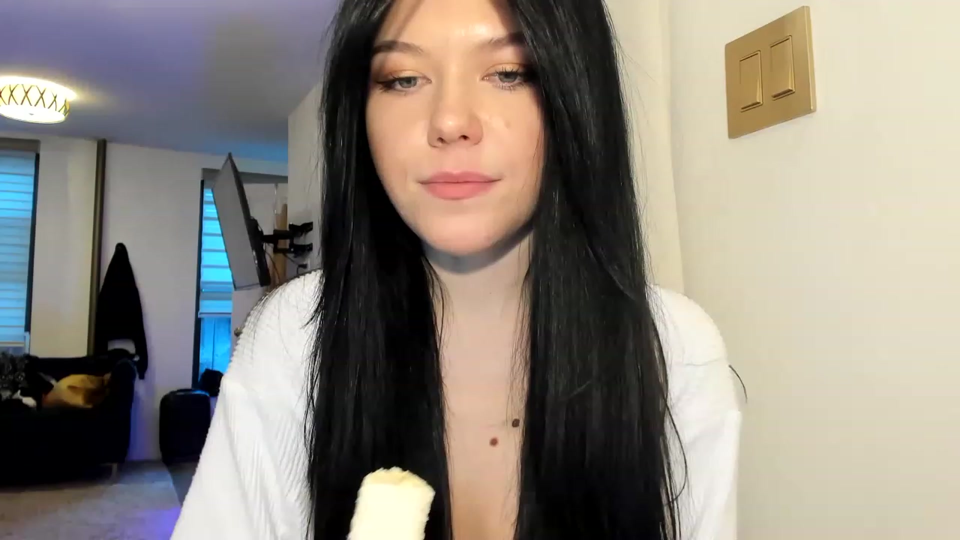 Gallery image thumbnail from Nancy_Morris's myfreecams stream on, 03/15/2023, 23:15 image 13 of 20