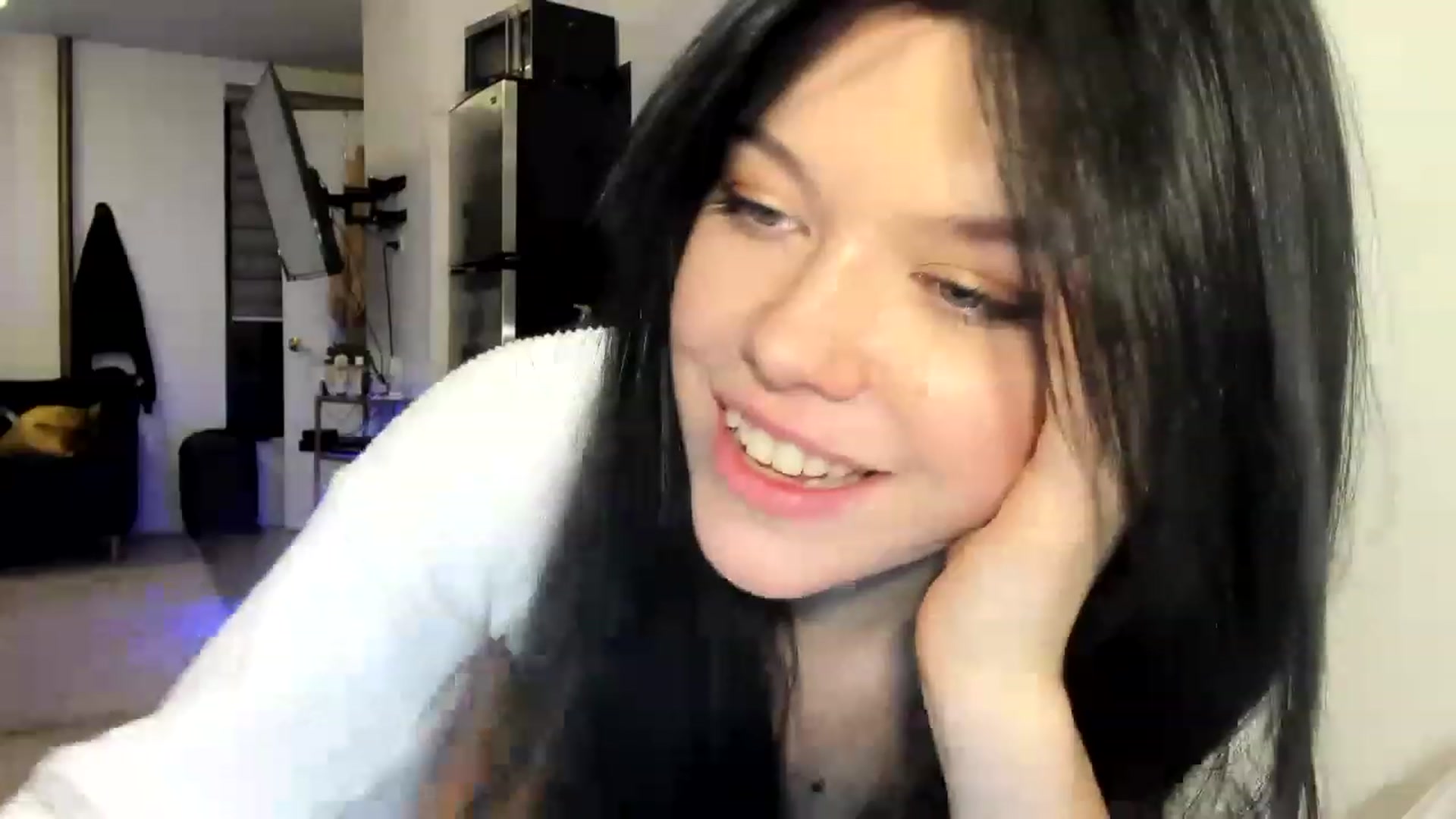 Gallery image thumbnail from Nancy_Morris's myfreecams stream on, 03/16/2023, 24:28 image 13 of 20