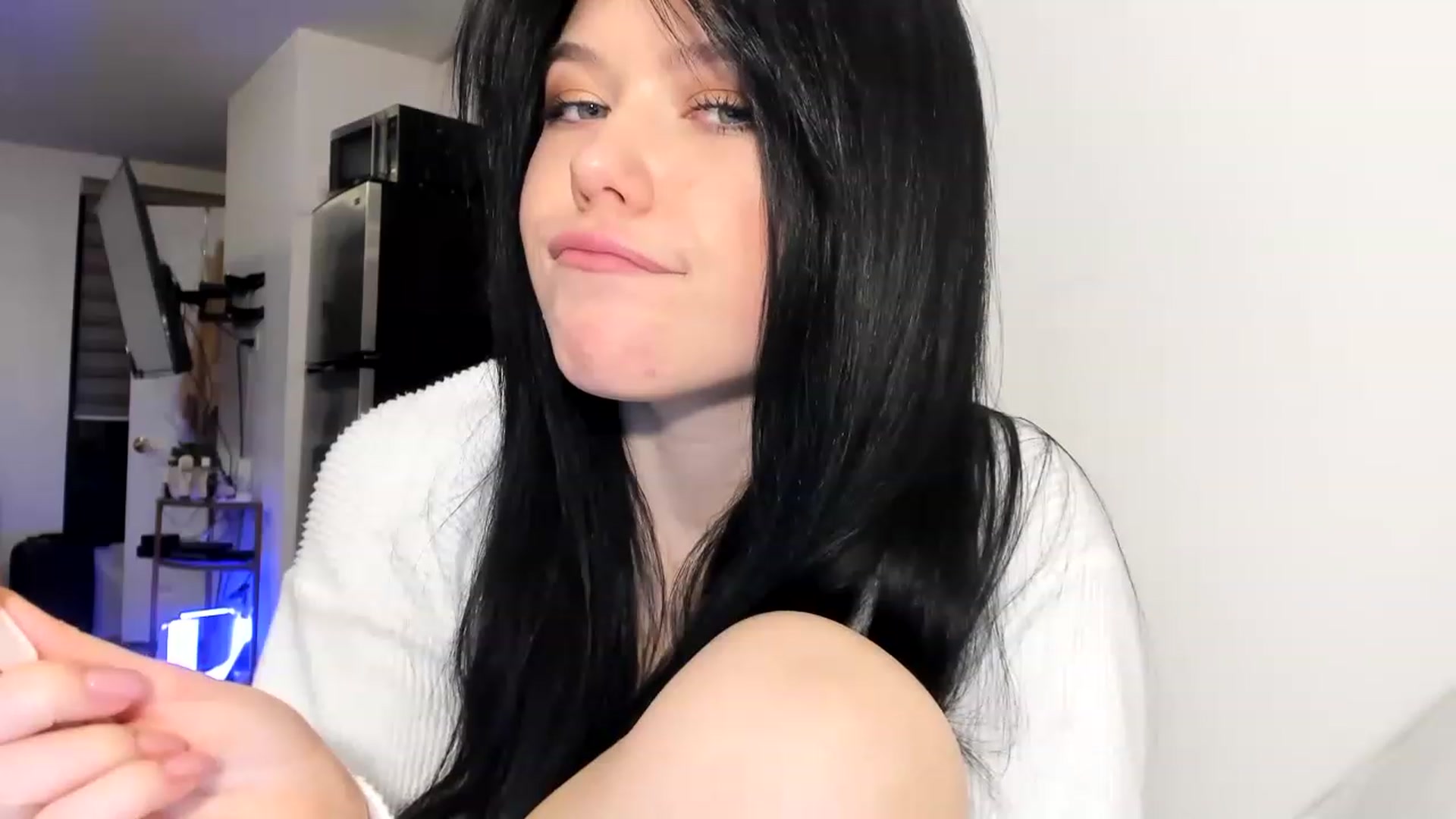 Gallery image thumbnail from Nancy_Morris's myfreecams stream on, 03/16/2023, 01:04 image 17 of 20