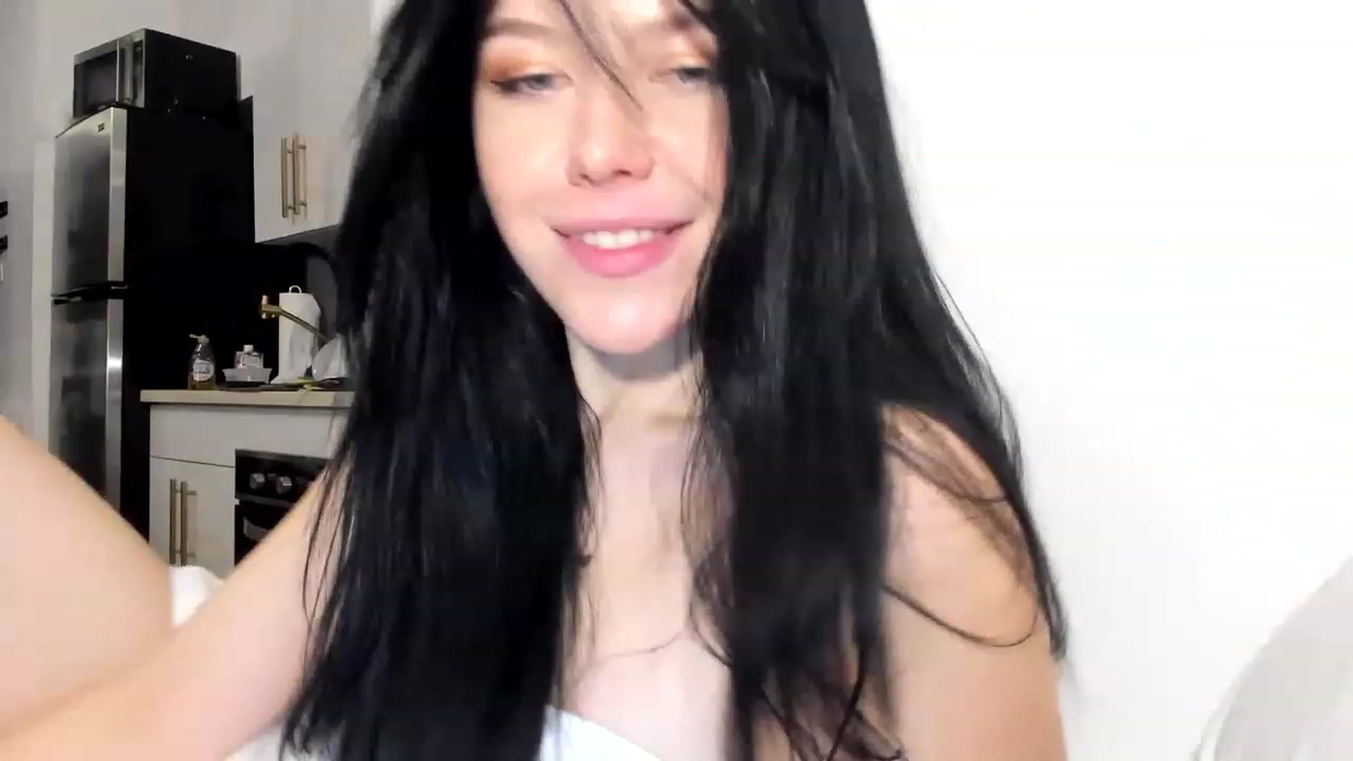 Gallery image thumbnail from Nancy_Morris's myfreecams stream on, 03/16/2023, 02:43 image 16 of 20