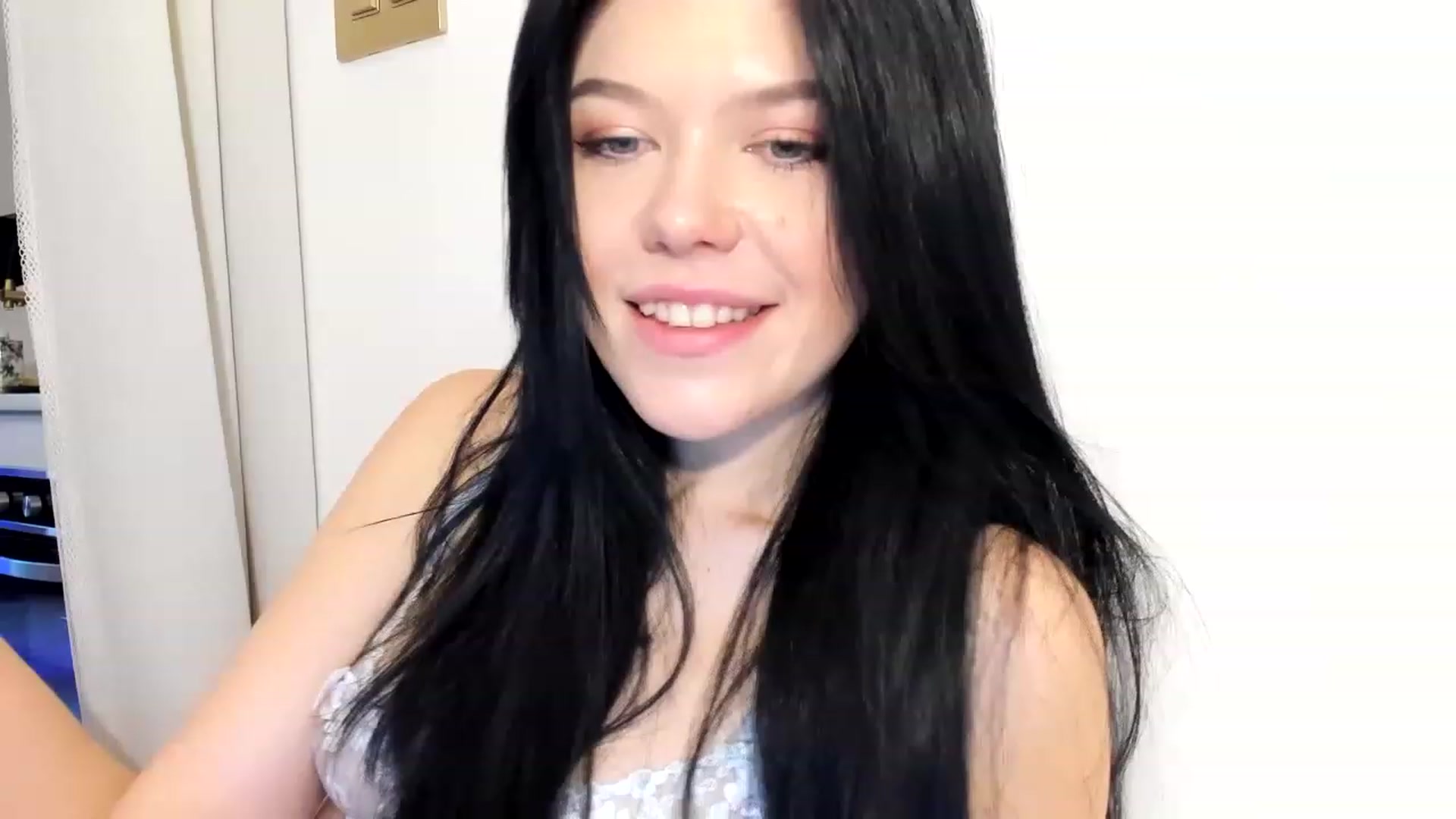 Gallery image thumbnail from Nancy_Morris's myfreecams stream on, 03/16/2023, 21:43 image 12 of 20