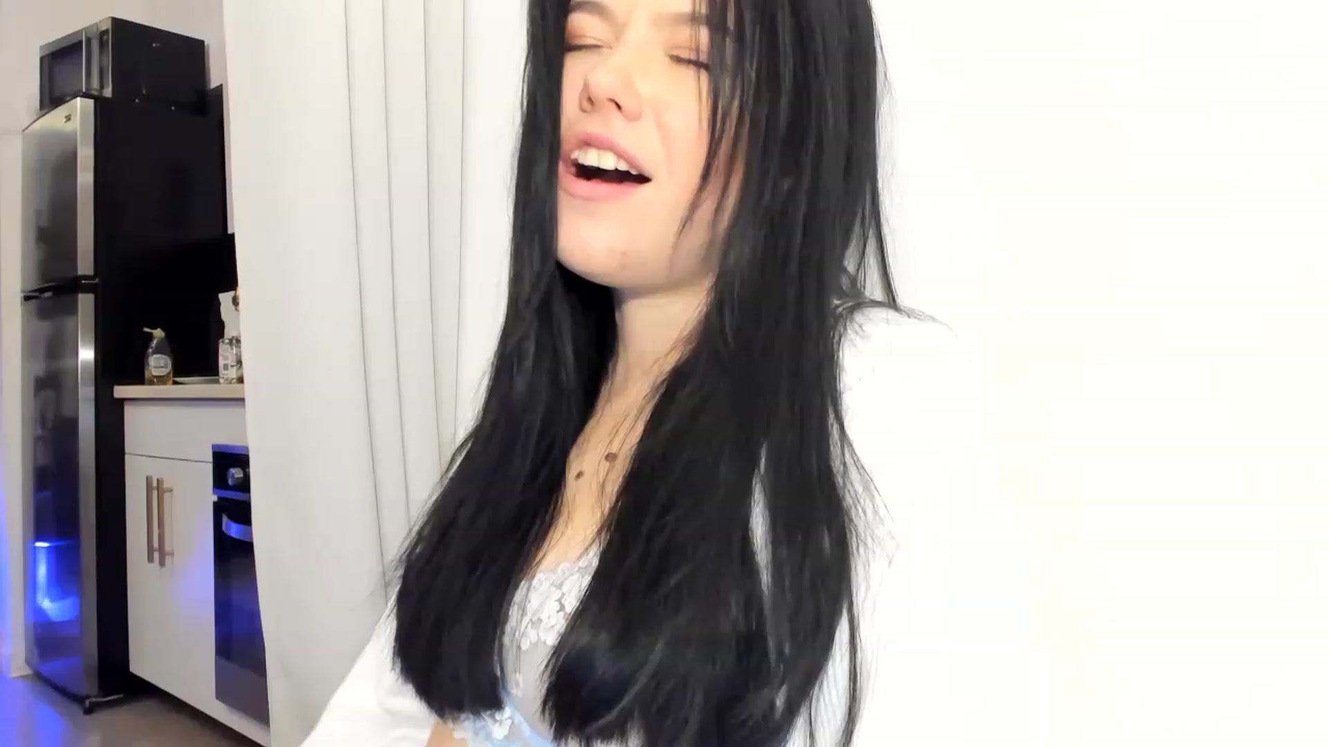 Gallery image thumbnail from Nancy_Morris's myfreecams stream on, 03/17/2023, 01:02 image 13 of 20