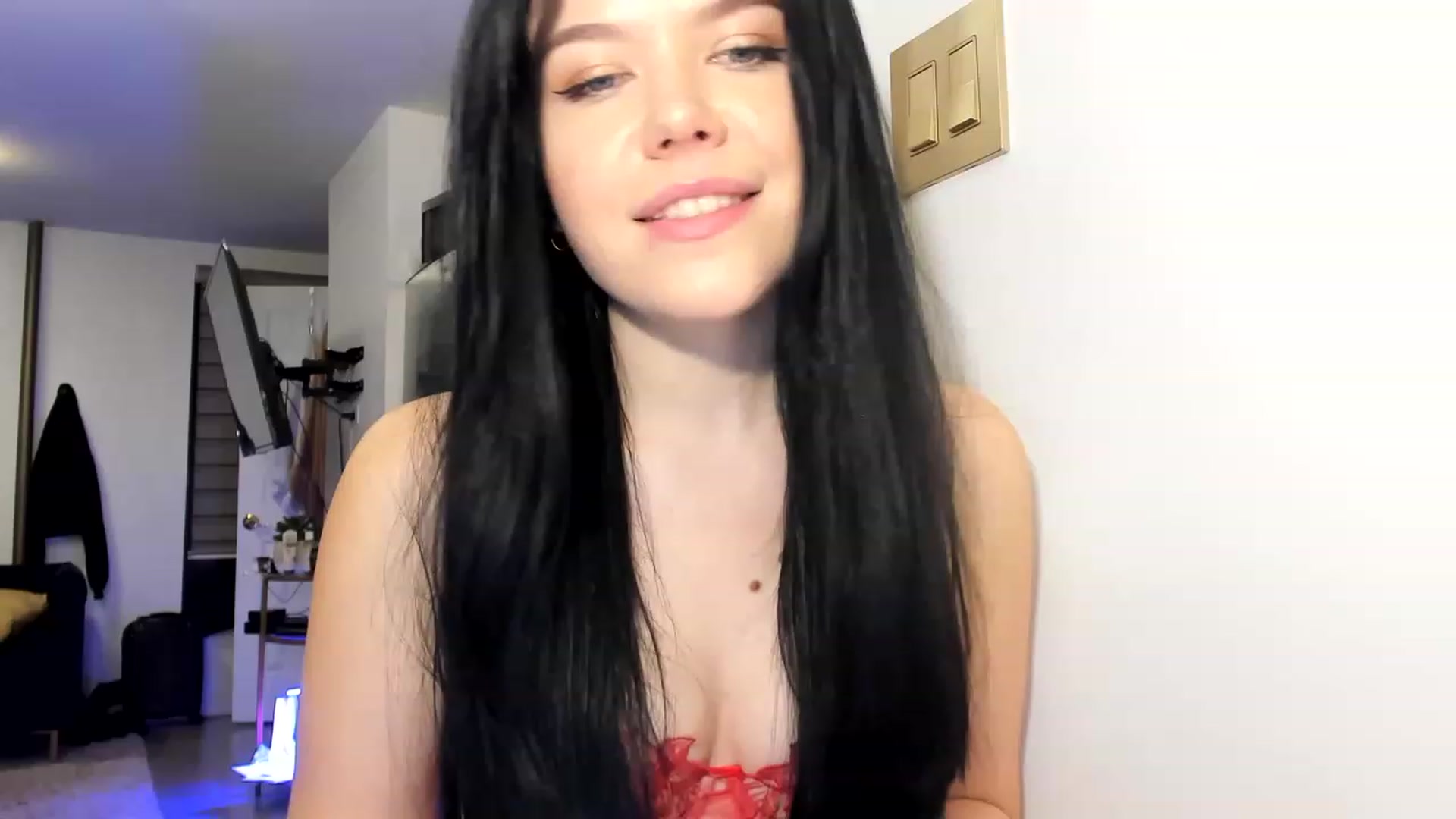 Gallery image thumbnail from Nancy_Morris's myfreecams stream on, 03/18/2023, 02:31 image 12 of 20