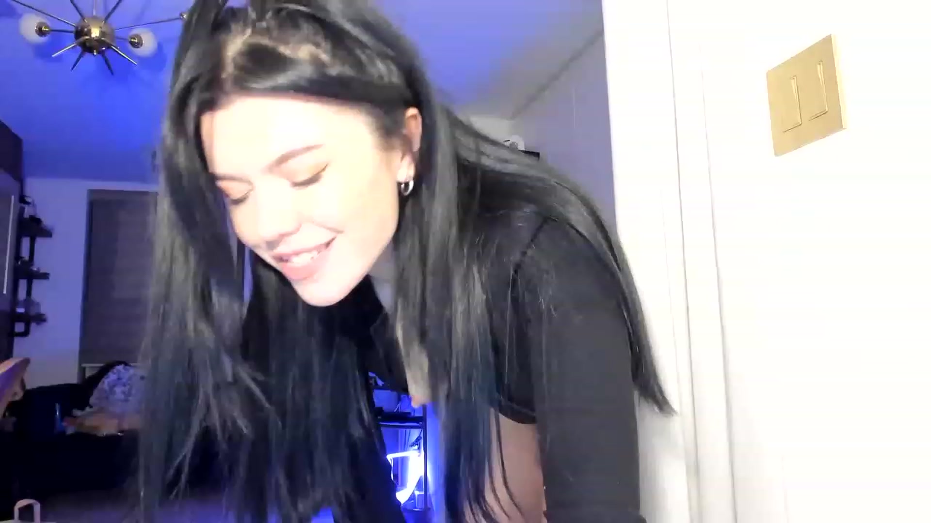 Gallery image thumbnail from Nancy_Morris's myfreecams stream on, 03/20/2023, 03:13 image 8 of 20