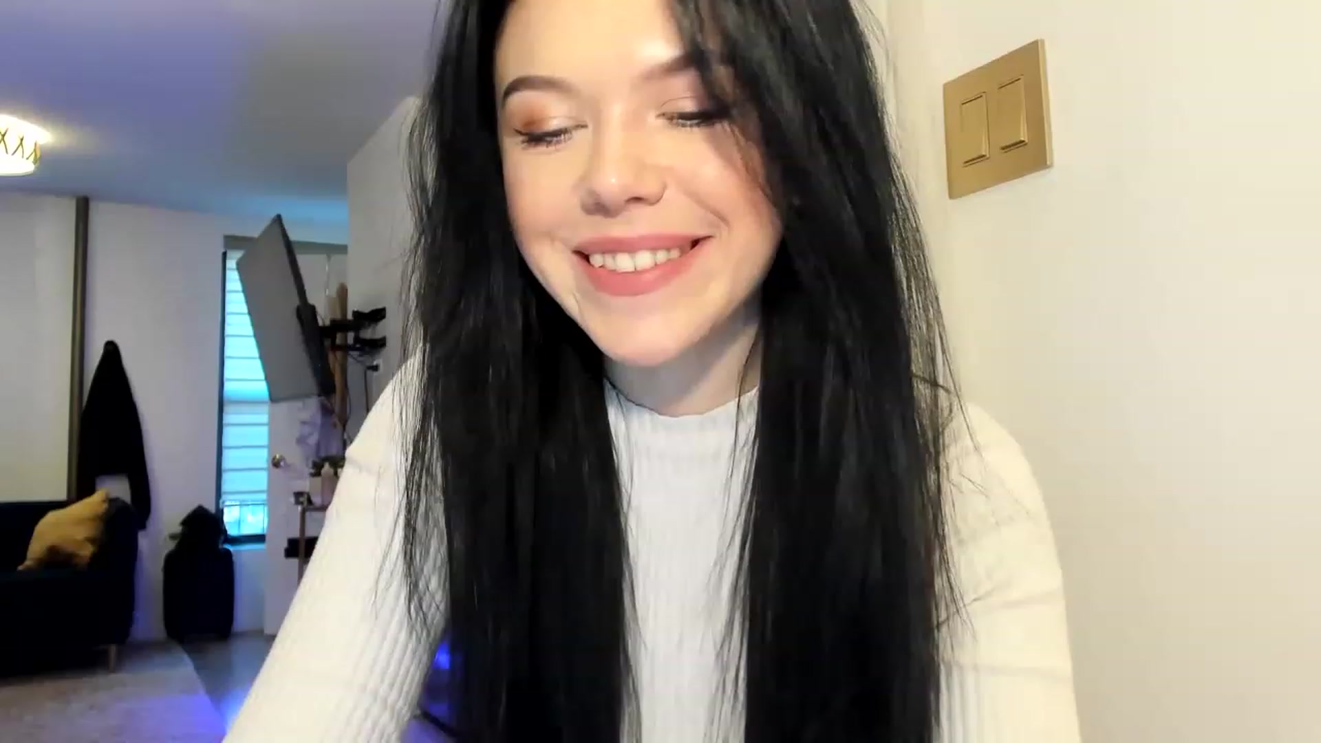 Gallery image thumbnail from Nancy_Morris's myfreecams stream on, 03/20/2023, 22:49 image 4 of 20
