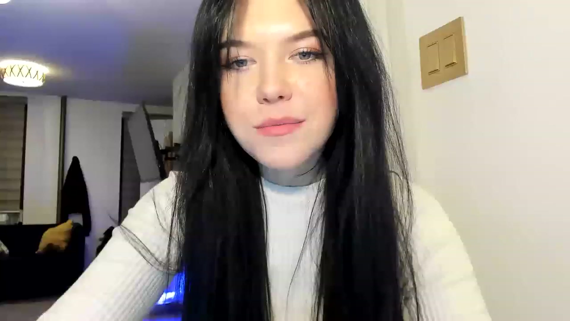 Gallery image thumbnail from Nancy_Morris's myfreecams stream on, 03/21/2023, 24:00 image 4 of 20