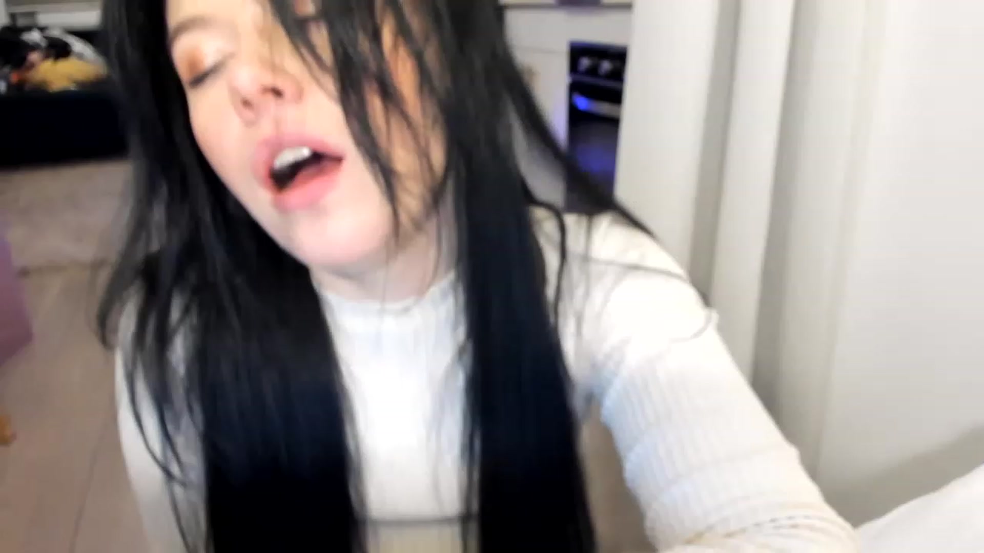 Gallery image thumbnail from Nancy_Morris's myfreecams stream on, 03/21/2023, 01:26 image 16 of 20
