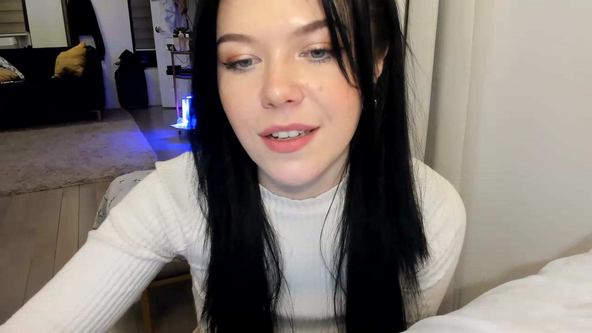 Gallery image thumbnail from Nancy_Morris's myfreecams stream on, 03/21/2023, 03:59 image 19 of 20