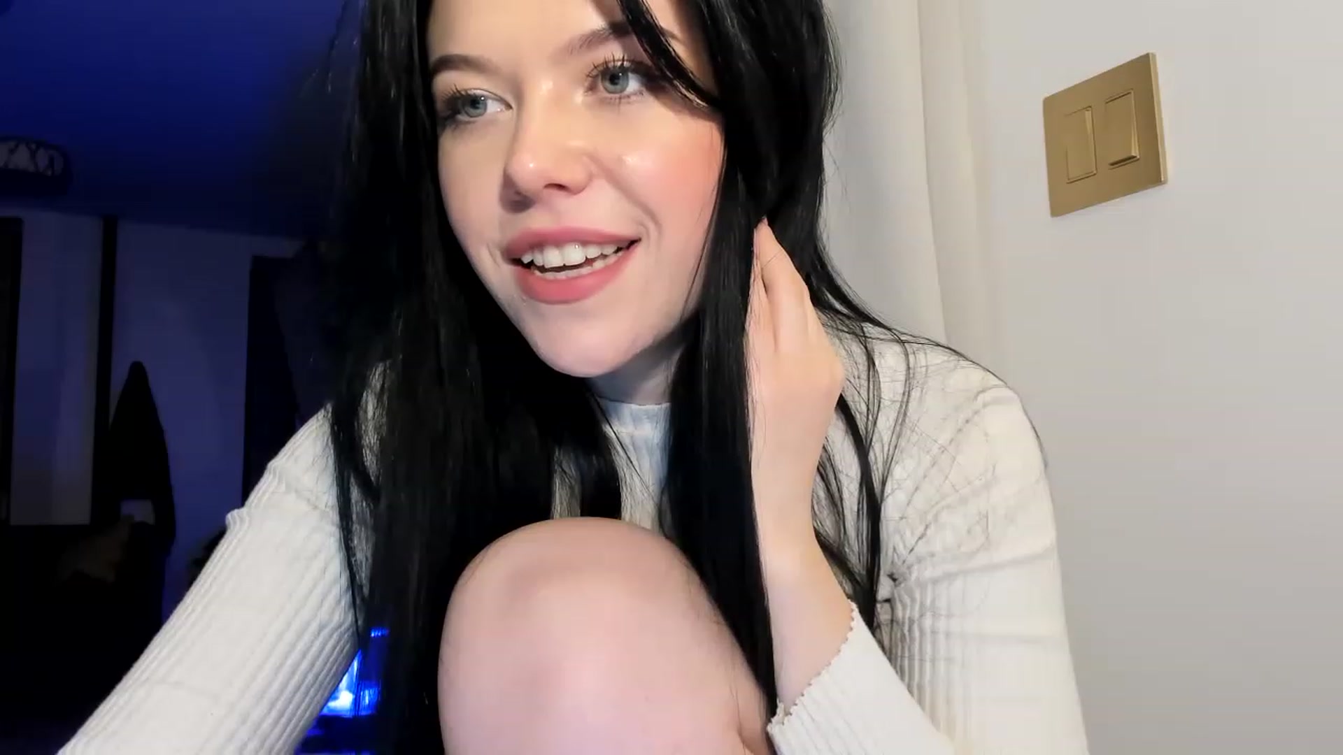 Gallery image thumbnail from Nancy_Morris's myfreecams stream on, 03/21/2023, 03:59 image 5 of 20