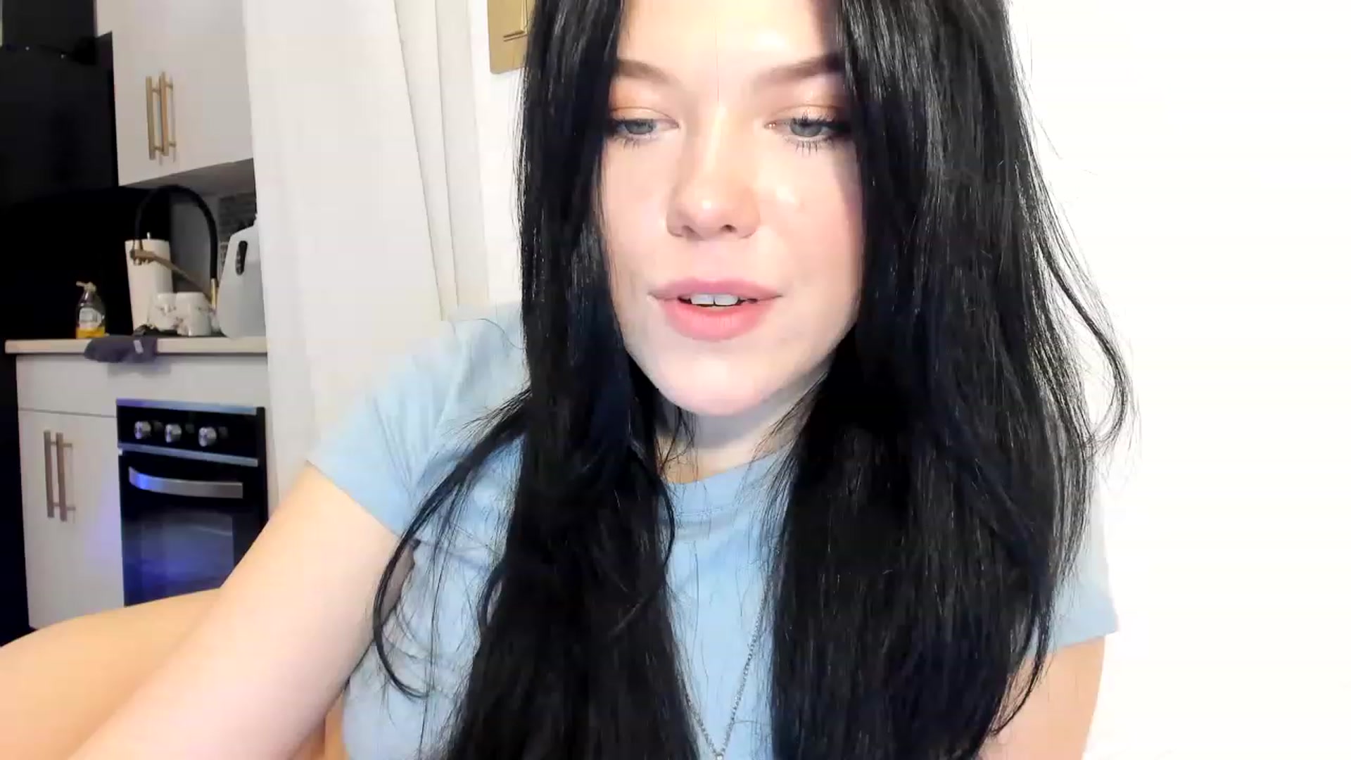 Gallery image thumbnail from Nancy_Morris's myfreecams stream on, 03/23/2023, 22:35 image 10 of 20