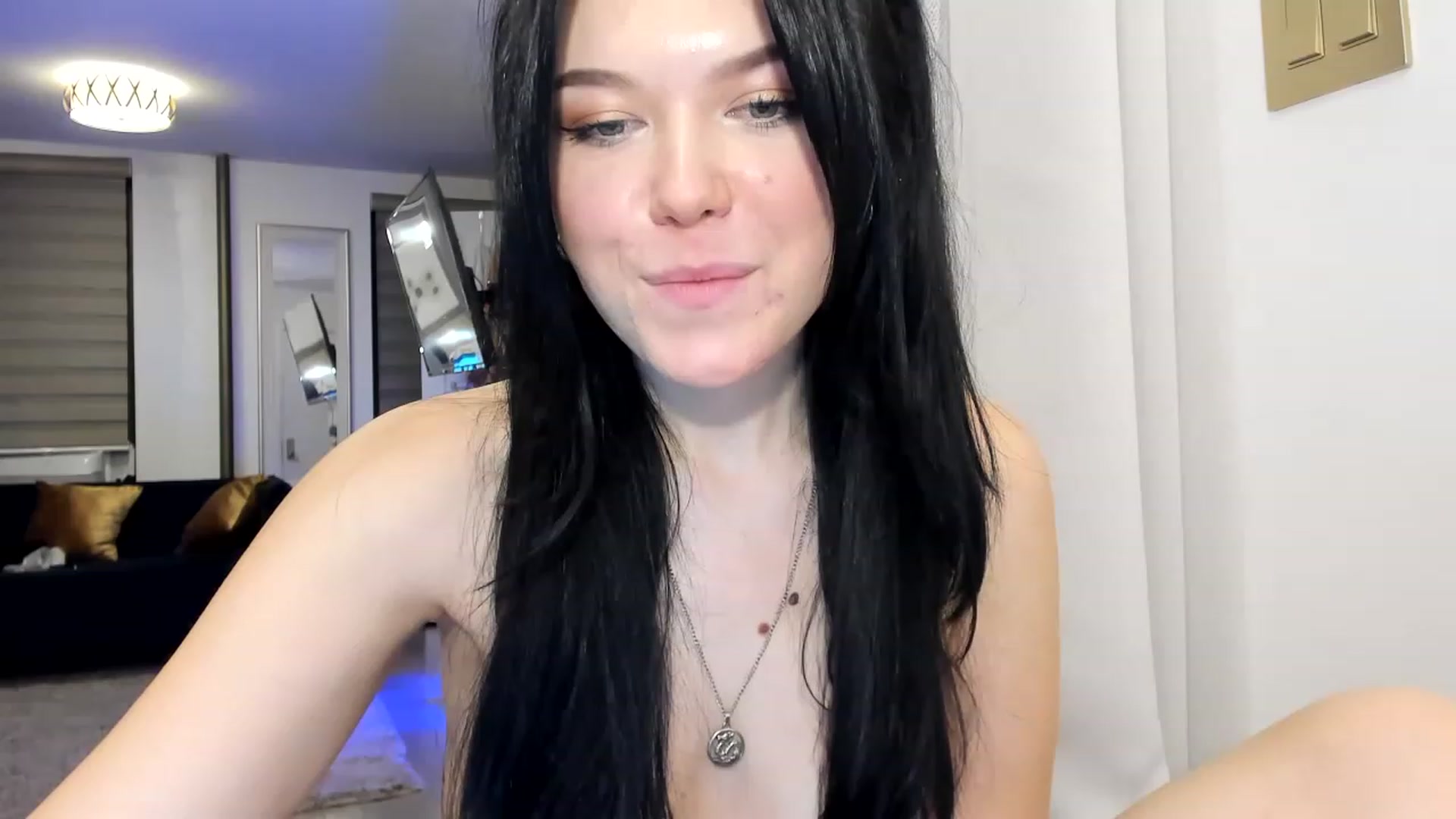 Gallery image thumbnail from Nancy_Morris's myfreecams stream on, 03/24/2023, 24:40 image 15 of 20
