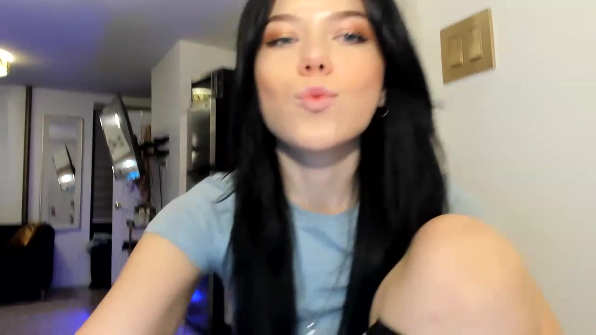 Gallery image thumbnail from Nancy_Morris's myfreecams stream on, 03/24/2023, 02:24 image 15 of 20
