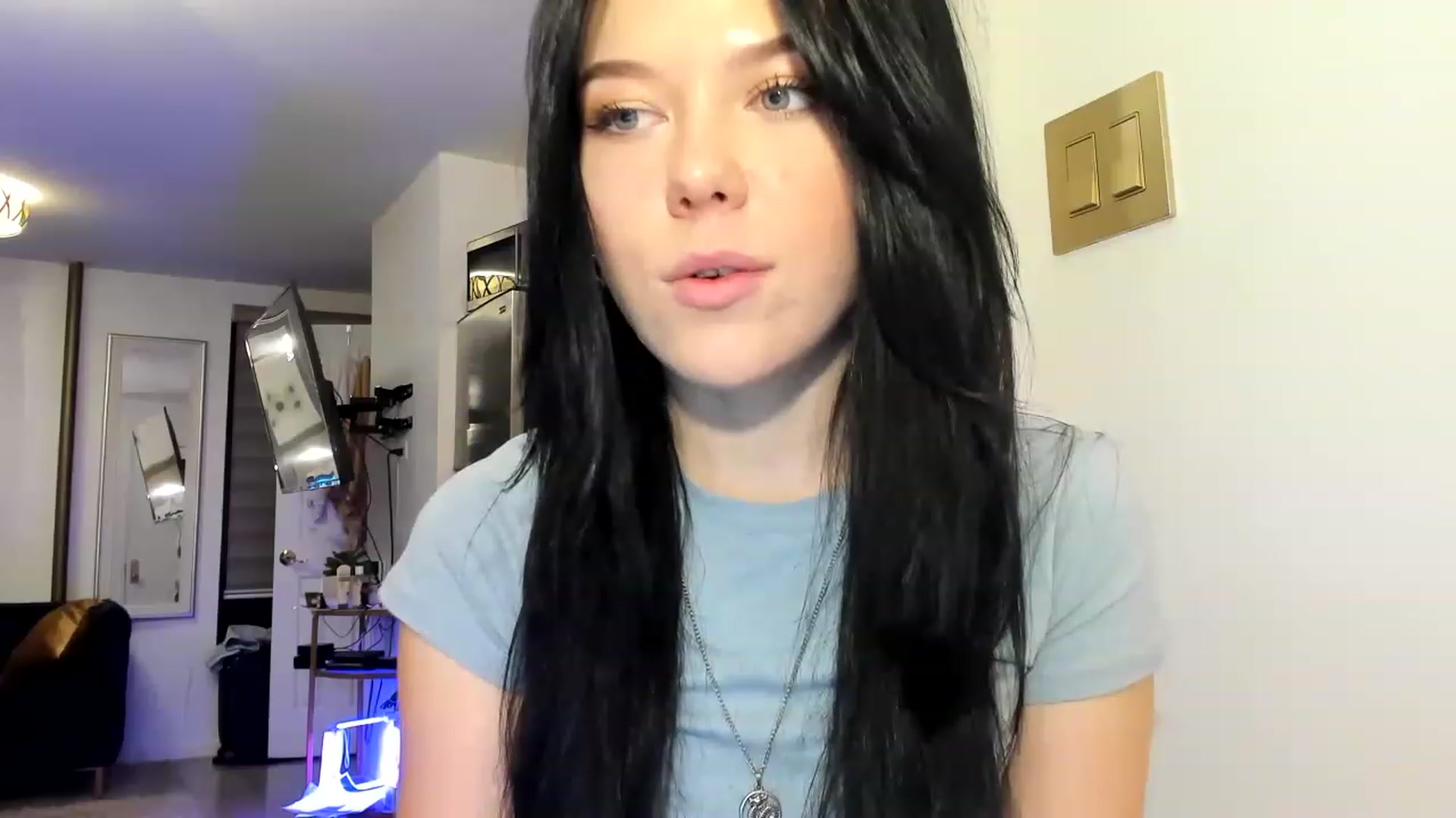 Gallery image thumbnail from Nancy_Morris's myfreecams stream on, 03/24/2023, 02:24 image 13 of 20