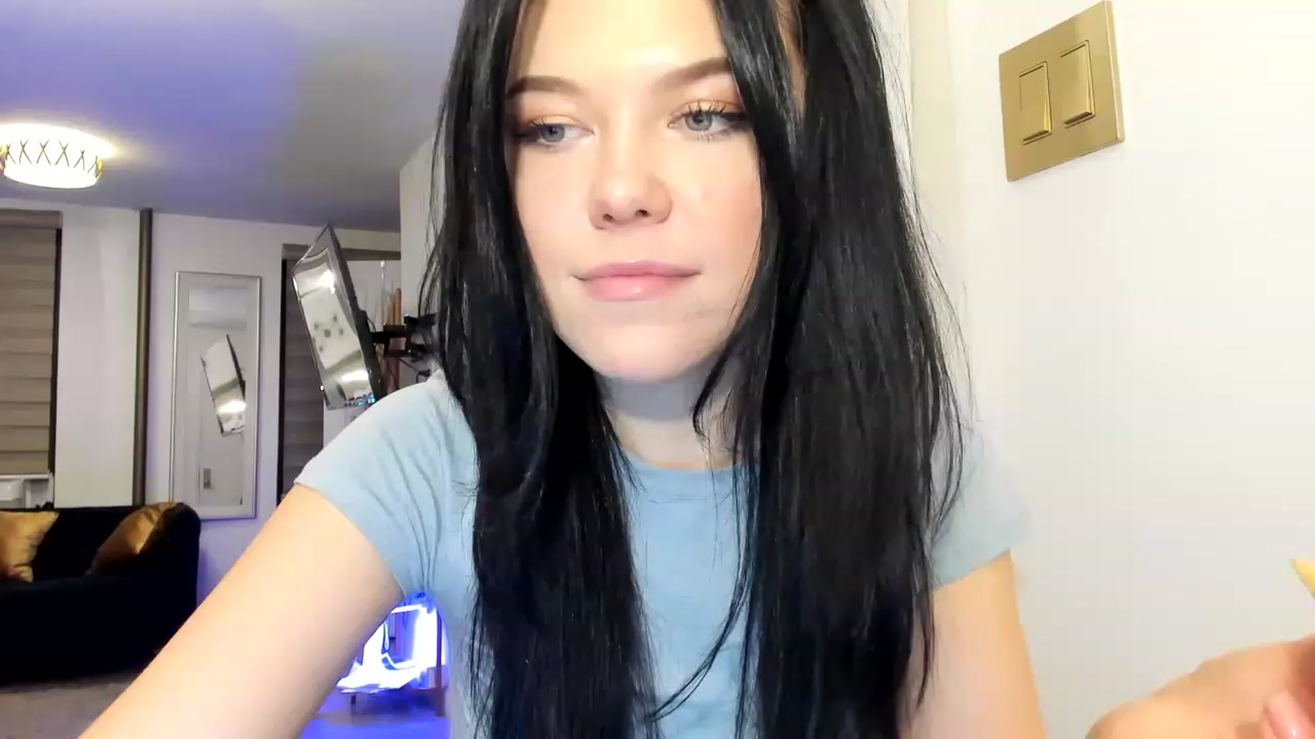 Gallery image thumbnail from Nancy_Morris's myfreecams stream on, 03/24/2023, 02:24 image 5 of 20