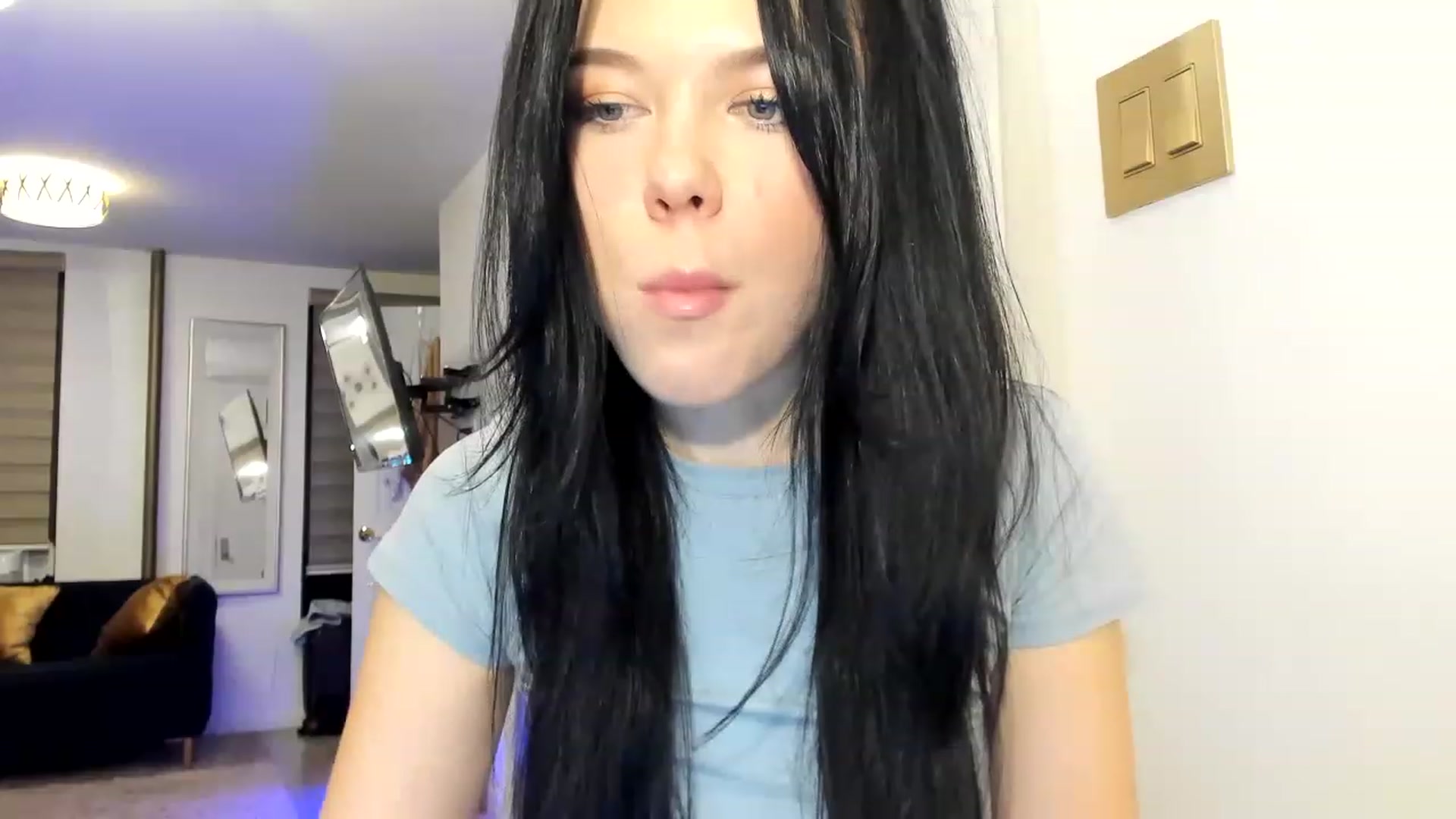 Gallery image thumbnail from Nancy_Morris's myfreecams stream on, 03/24/2023, 02:24 image 8 of 20
