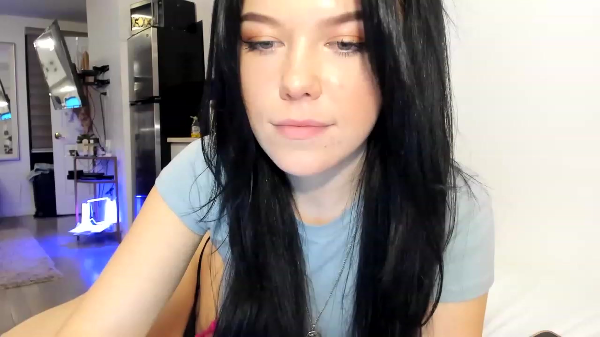 Gallery image thumbnail from Nancy_Morris's myfreecams stream on, 03/24/2023, 03:43 image 1 of 20