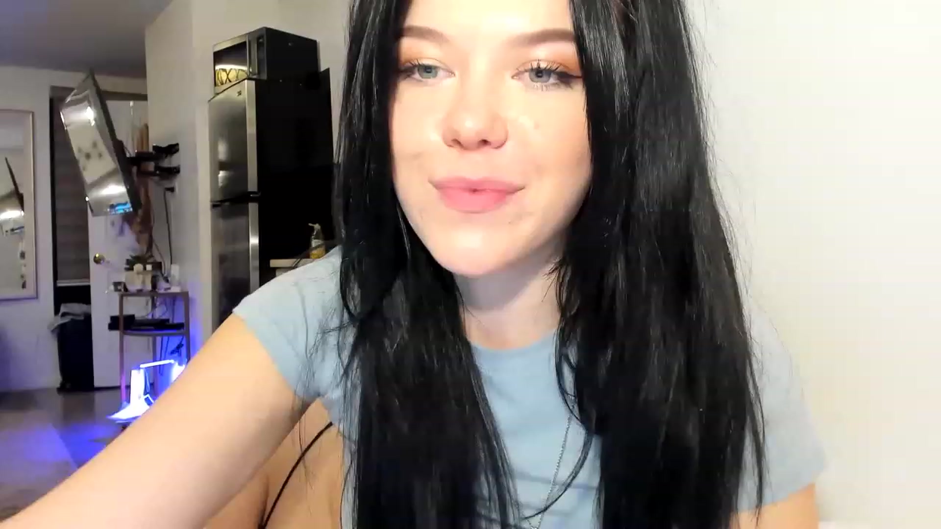 Gallery image thumbnail from Nancy_Morris's myfreecams stream on, 03/24/2023, 03:43 image 19 of 20