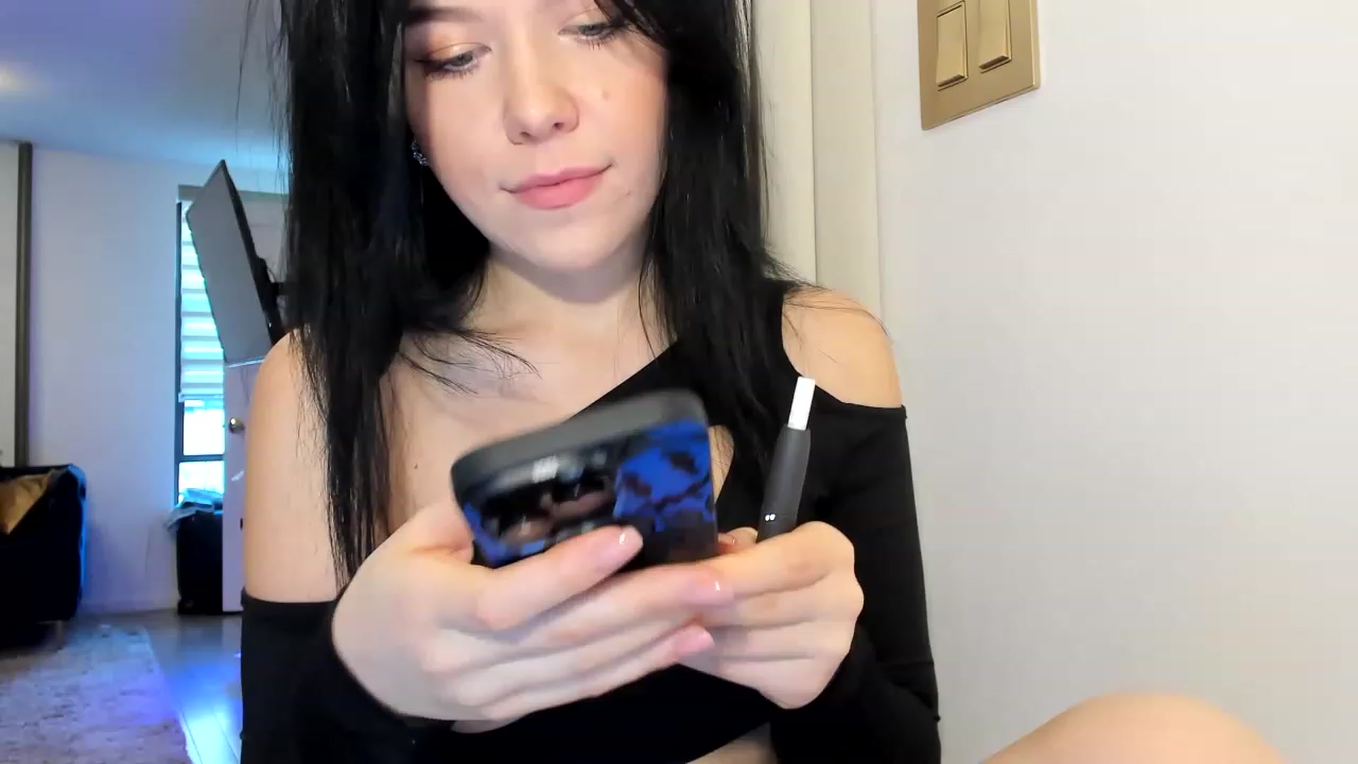 Gallery image thumbnail from Nancy_Morris's myfreecams stream on, 03/24/2023, 20:41 image 16 of 20