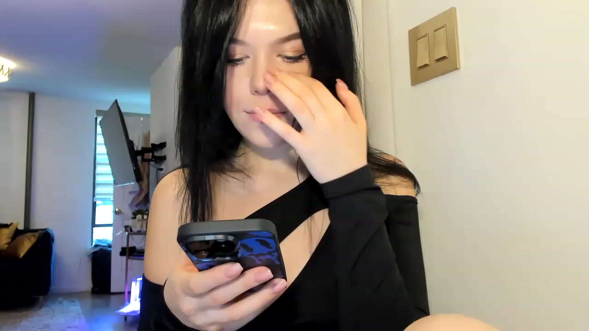 Gallery image thumbnail from Nancy_Morris's myfreecams stream on, 03/24/2023, 20:41 image 10 of 20