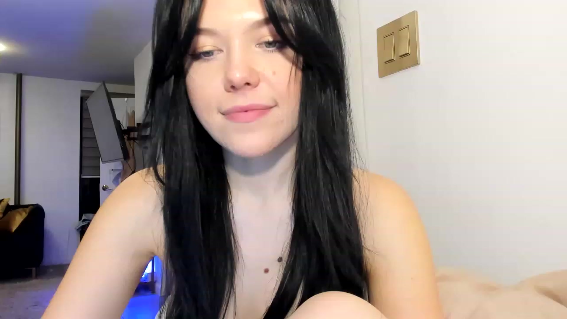 Gallery image thumbnail from Nancy_Morris's myfreecams stream on, 03/25/2023, 02:52 image 6 of 20