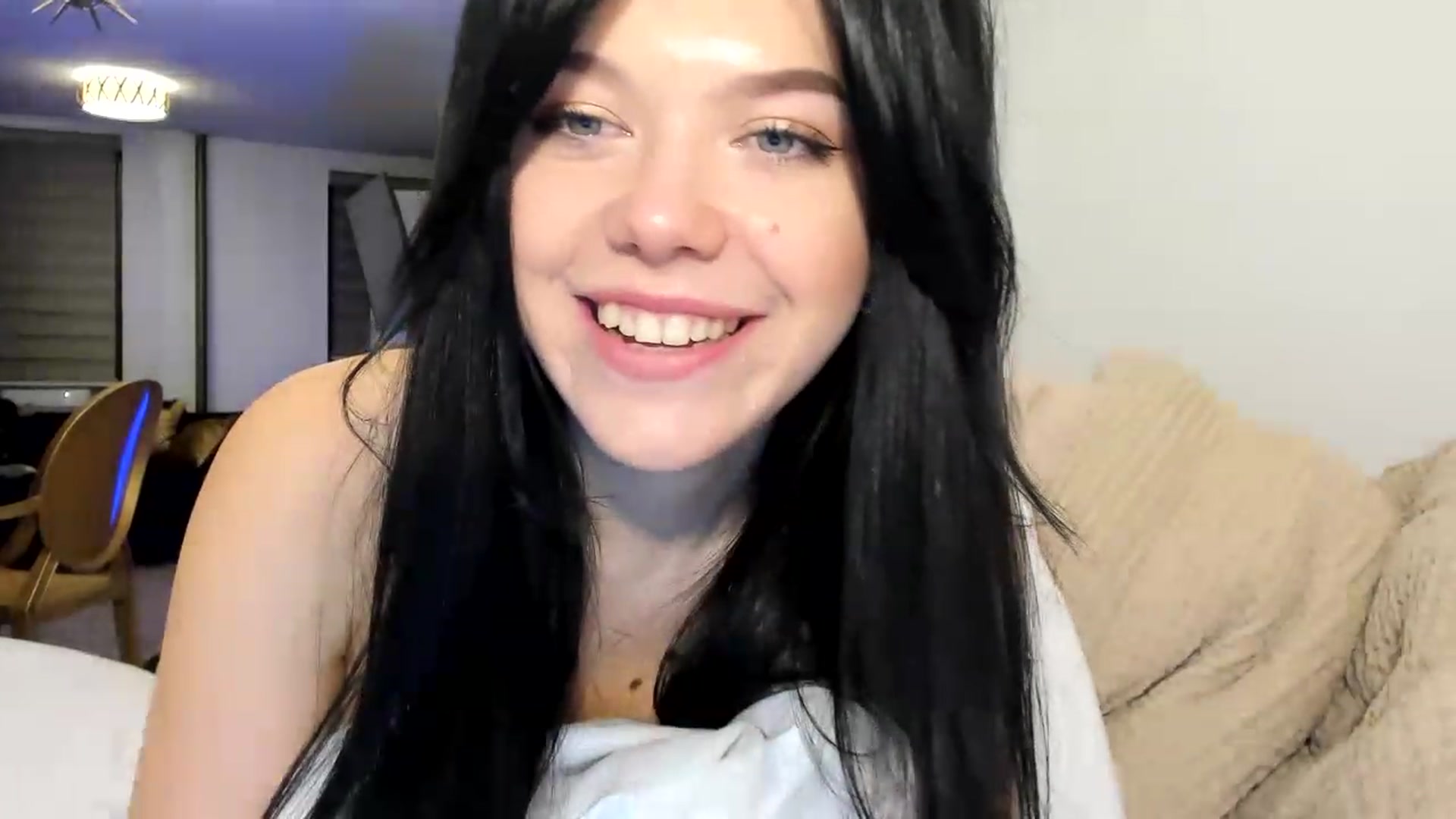 Gallery image thumbnail from Nancy_Morris's myfreecams stream on, 03/25/2023, 02:52 image 17 of 20