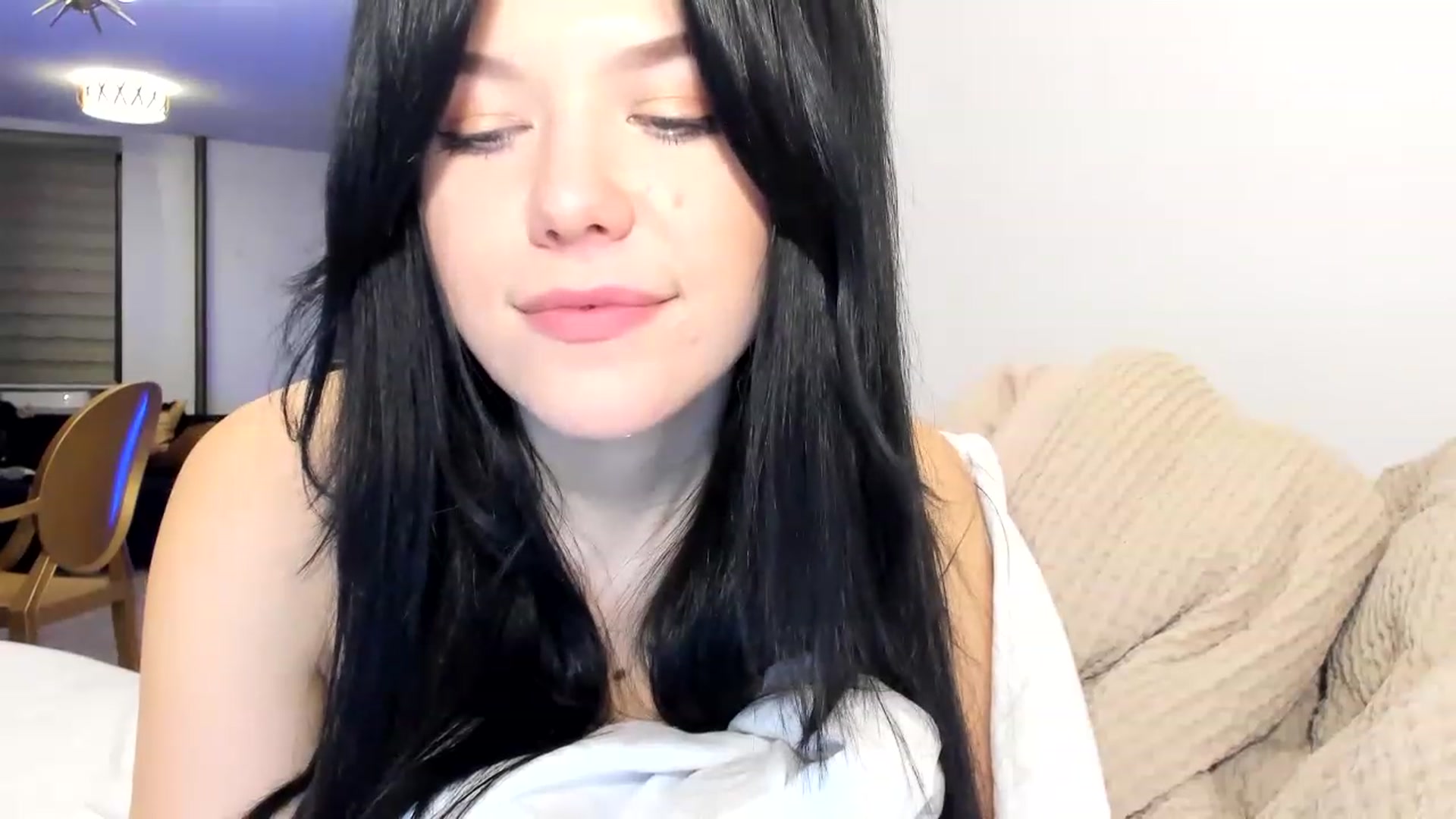 Gallery image thumbnail from Nancy_Morris's myfreecams stream on, 03/25/2023, 02:52 image 18 of 20