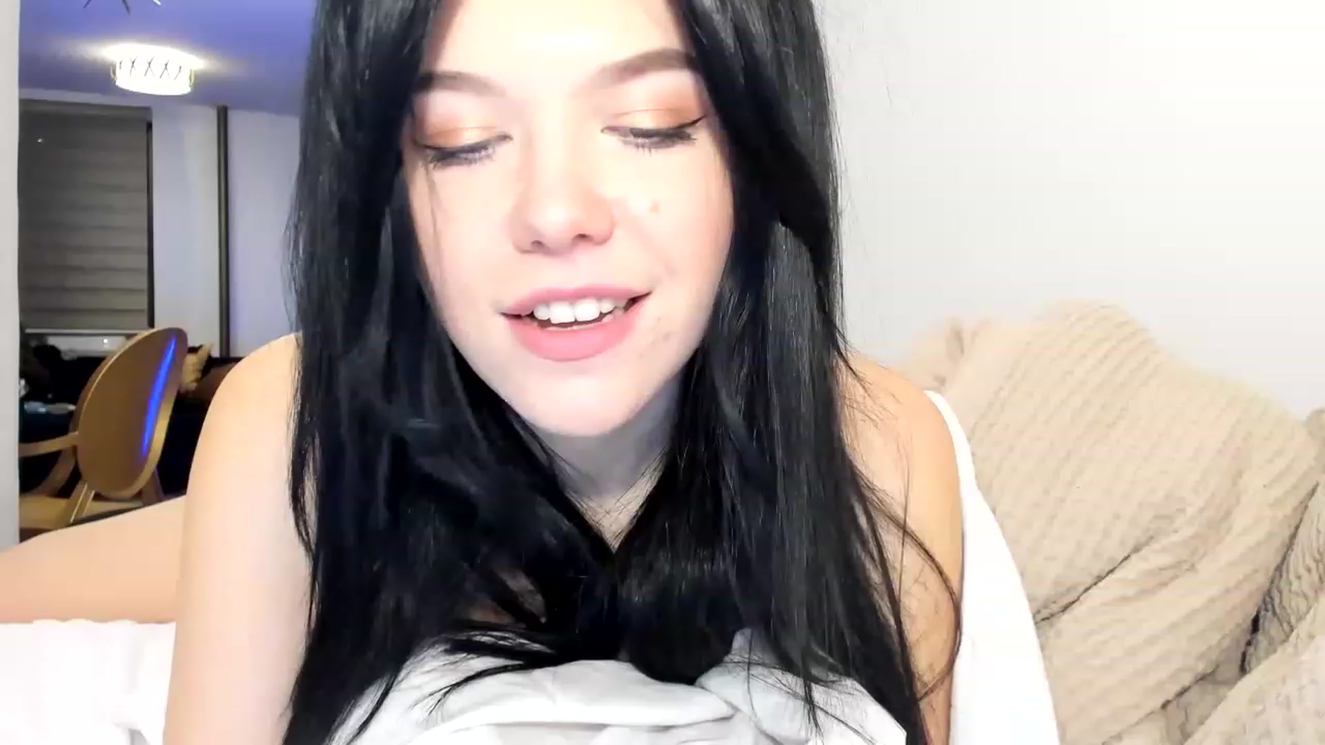 Gallery image thumbnail from Nancy_Morris's myfreecams stream on, 03/25/2023, 02:52 image 19 of 20