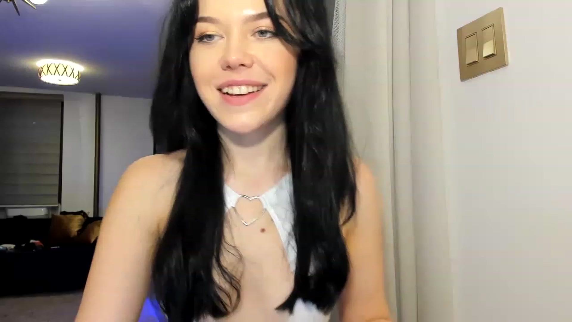 Gallery image thumbnail from Nancy_Morris's myfreecams stream on, 03/25/2023, 22:20 image 8 of 20