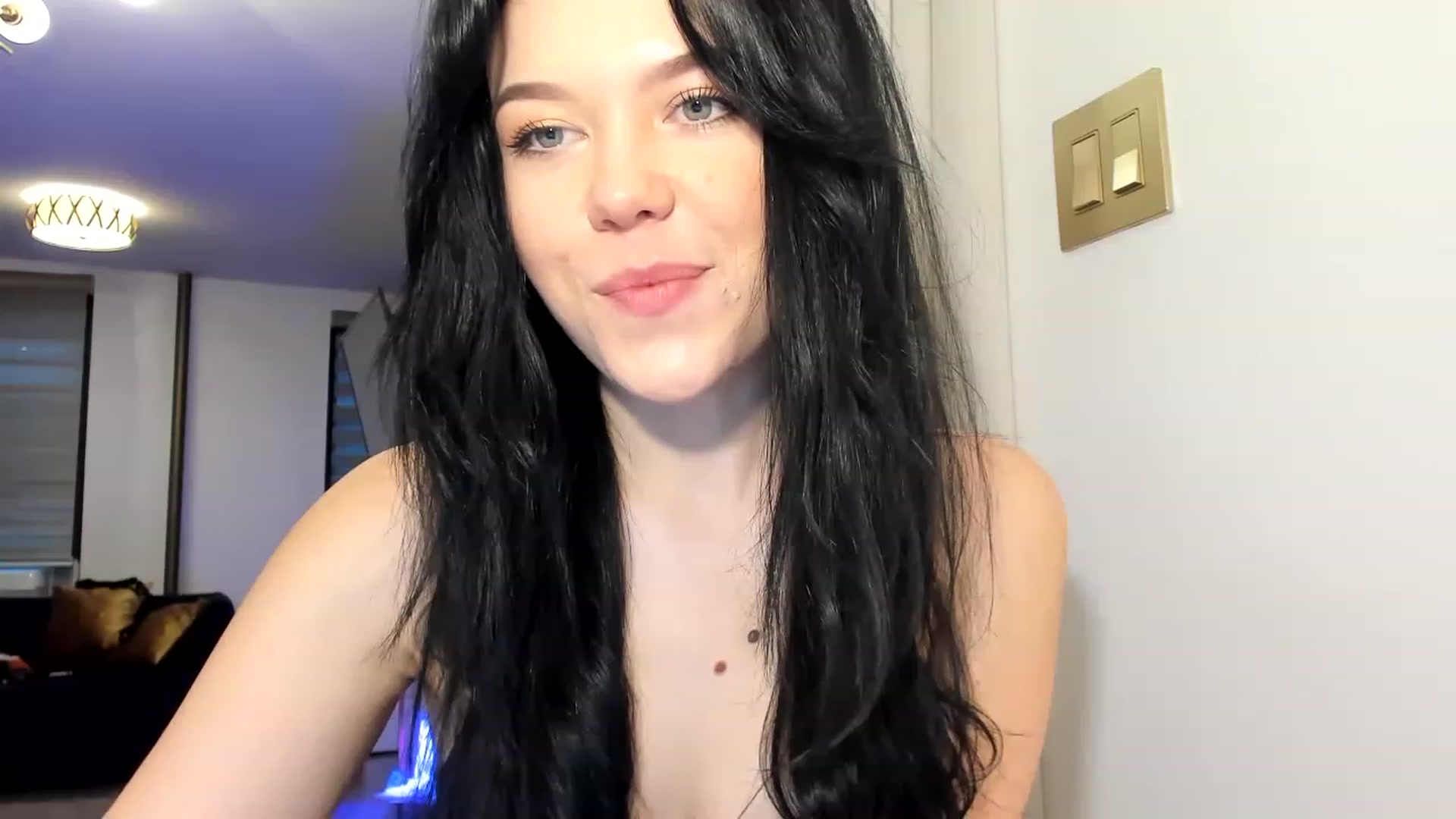 Gallery image thumbnail from Nancy_Morris's myfreecams stream on, 03/25/2023, 22:20 image 5 of 20
