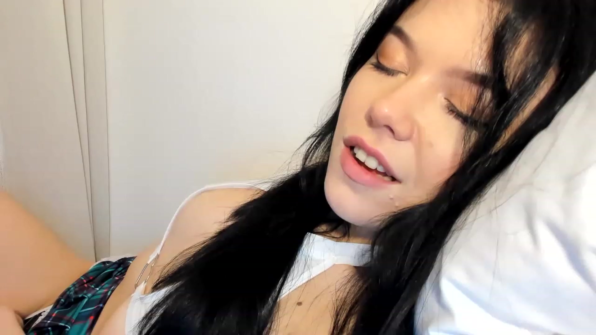 Gallery image thumbnail from Nancy_Morris's myfreecams stream on, 03/26/2023, 24:13 image 12 of 20