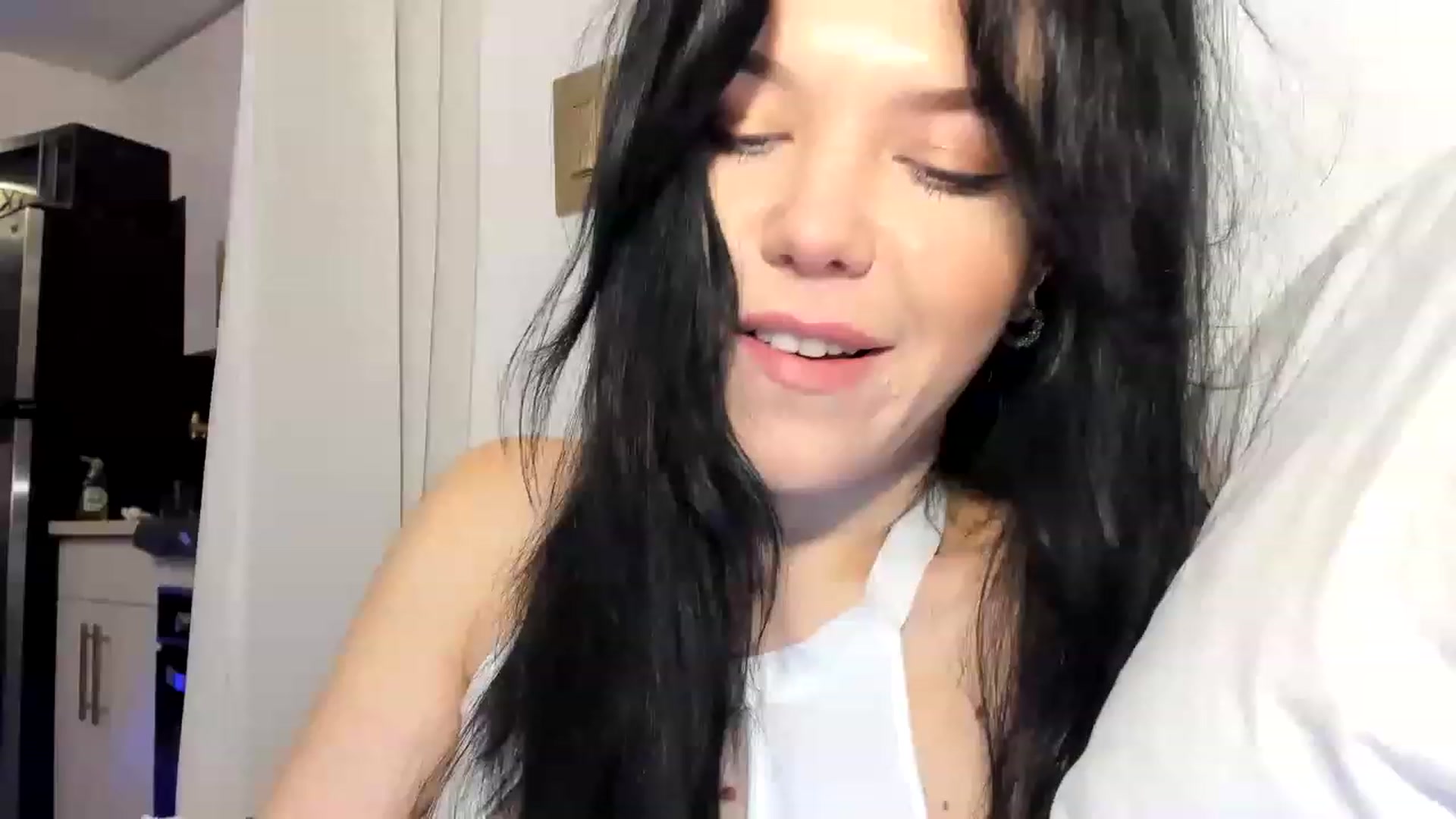 Gallery image thumbnail from Nancy_Morris's myfreecams stream on, 03/26/2023, 24:13 image 10 of 20