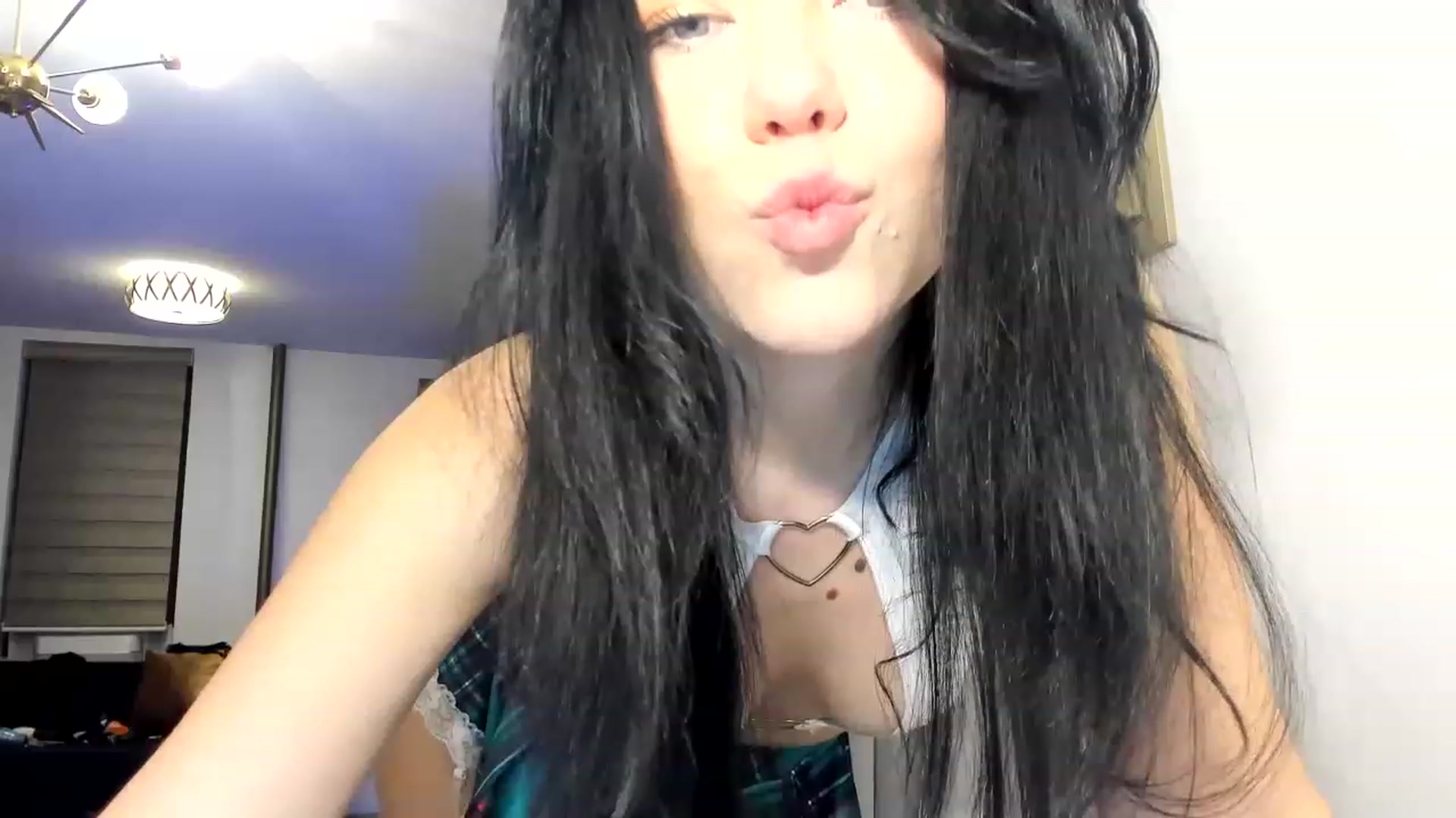 Gallery image thumbnail from Nancy_Morris's myfreecams stream on, 03/26/2023, 03:37 image 10 of 20