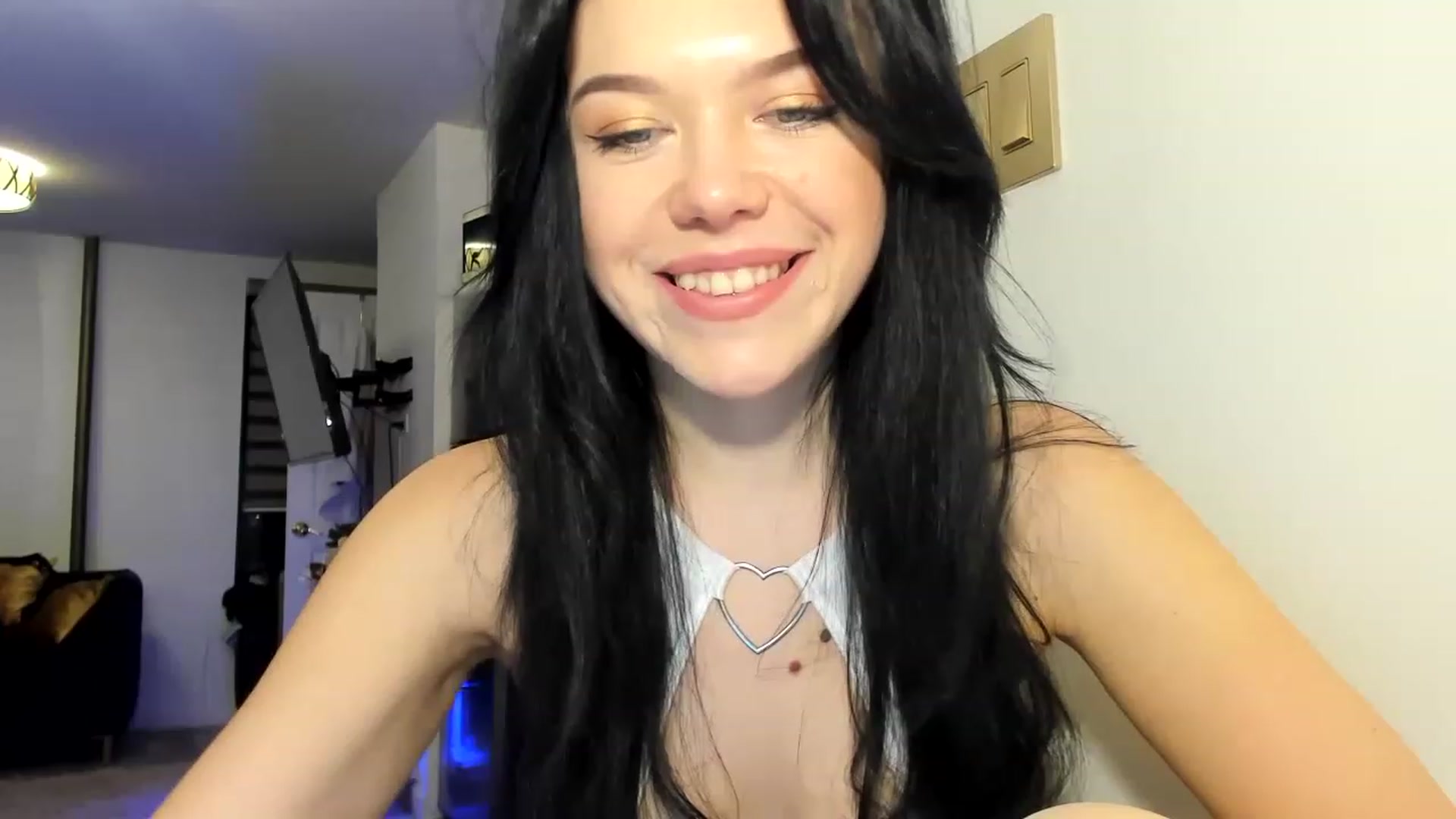 Gallery image thumbnail from Nancy_Morris's myfreecams stream on, 03/26/2023, 03:37 image 14 of 20