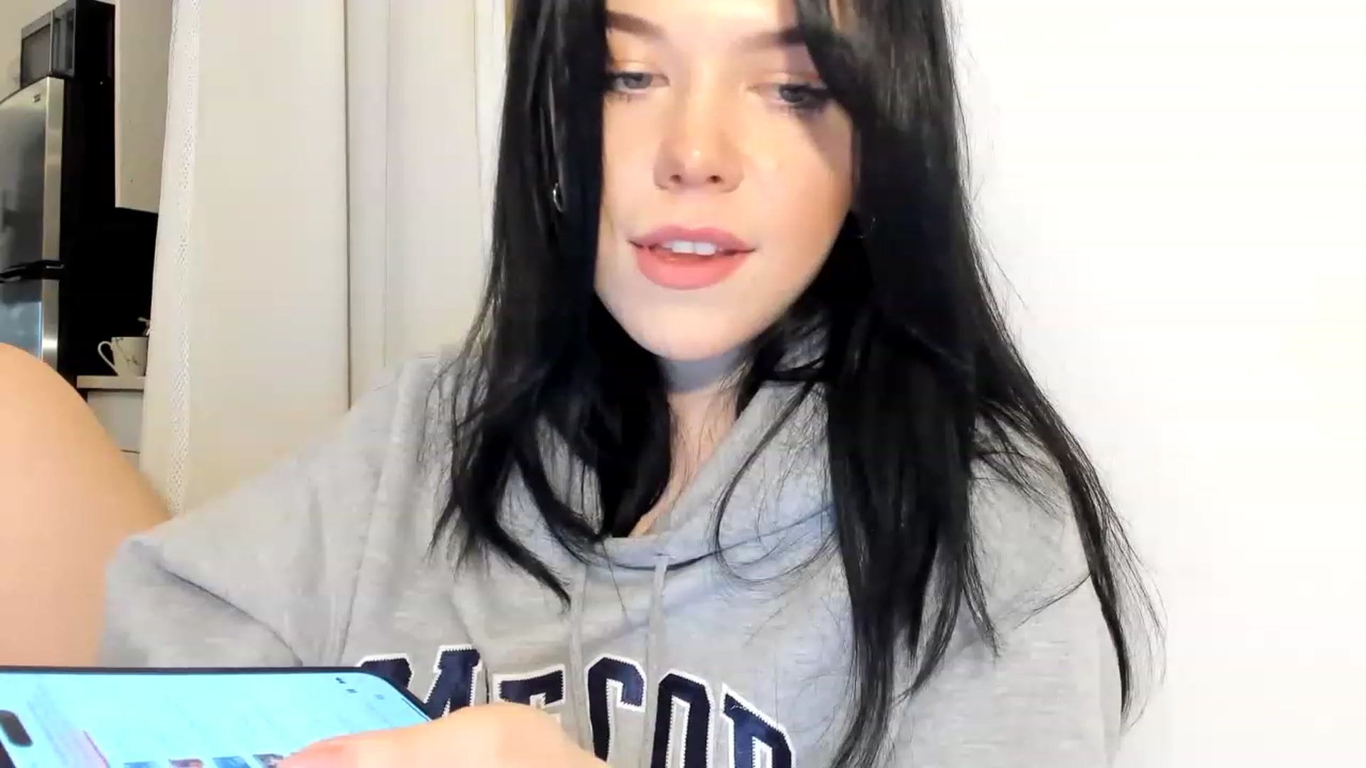 Gallery image thumbnail from Nancy_Morris's myfreecams stream on, 03/26/2023, 21:45 image 7 of 20