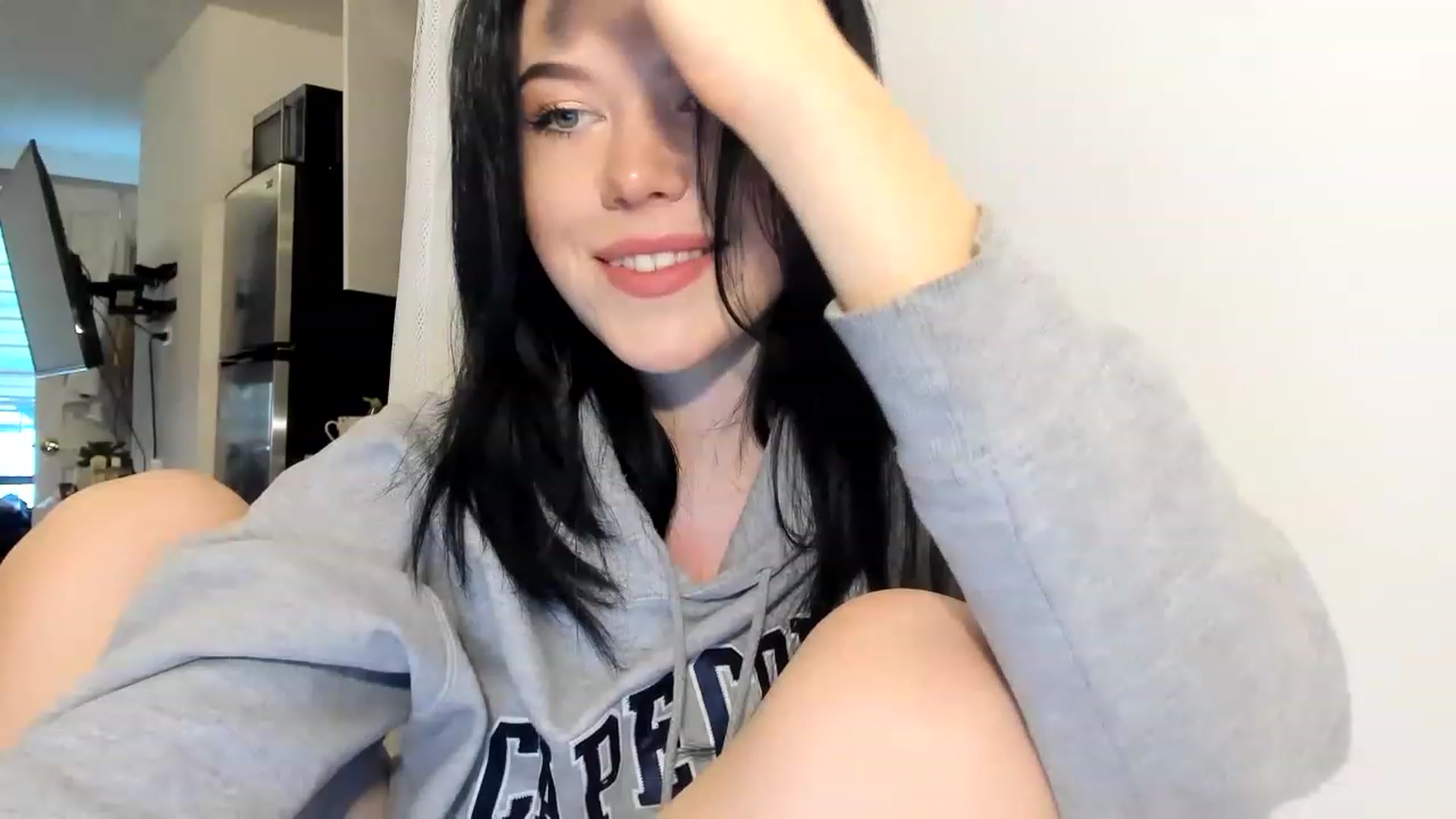 Gallery image thumbnail from Nancy_Morris's myfreecams stream on, 03/26/2023, 21:45 image 6 of 20