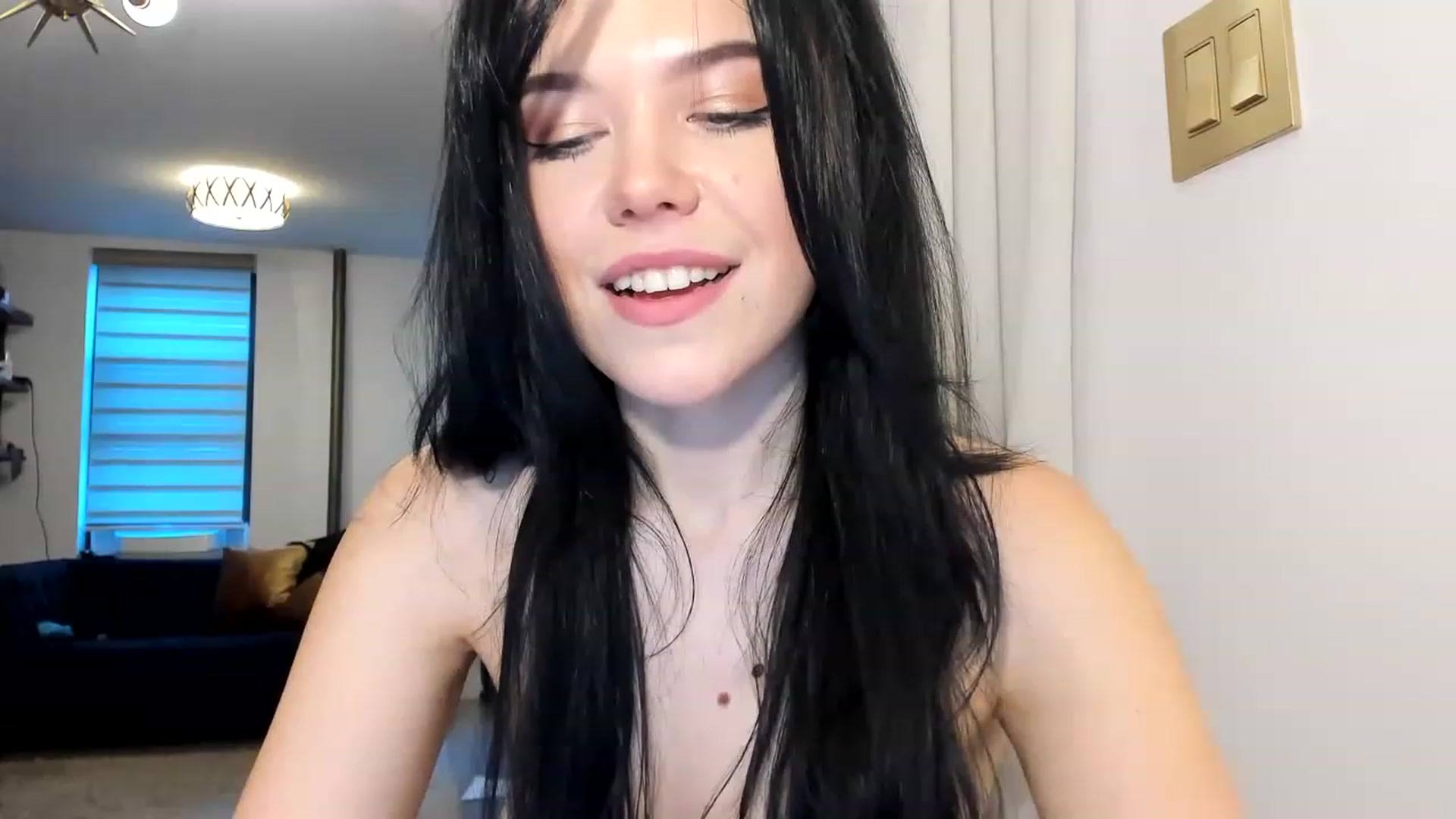 Gallery image thumbnail from Nancy_Morris's myfreecams stream on, 03/26/2023, 22:37 image 5 of 20