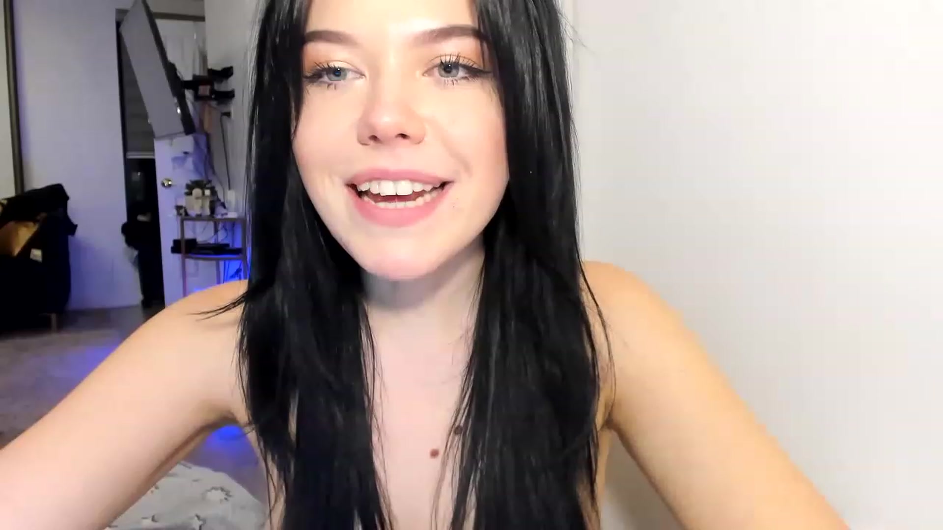 Gallery image thumbnail from Nancy_Morris's myfreecams stream on, 03/27/2023, 02:58 image 11 of 20