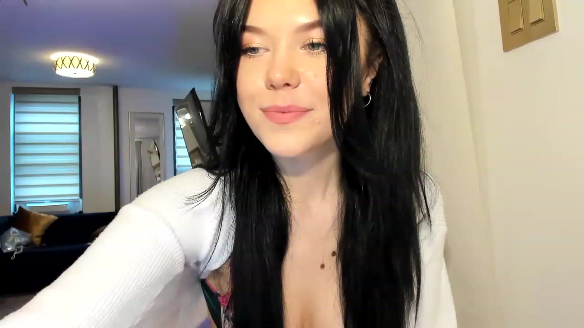 Gallery image thumbnail from Nancy_Morris's myfreecams stream on, 03/27/2023, 20:24 image 6 of 20