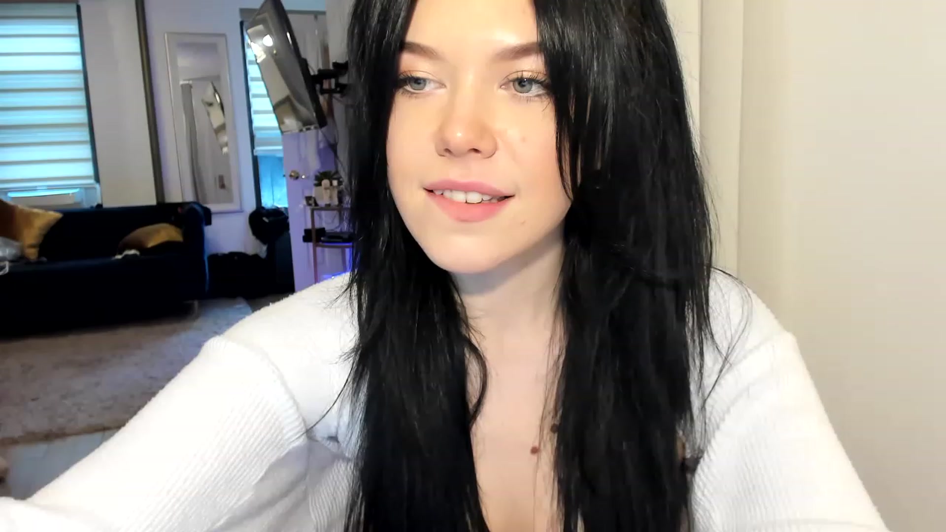 Gallery image thumbnail from Nancy_Morris's myfreecams stream on, 03/27/2023, 20:24 image 7 of 20