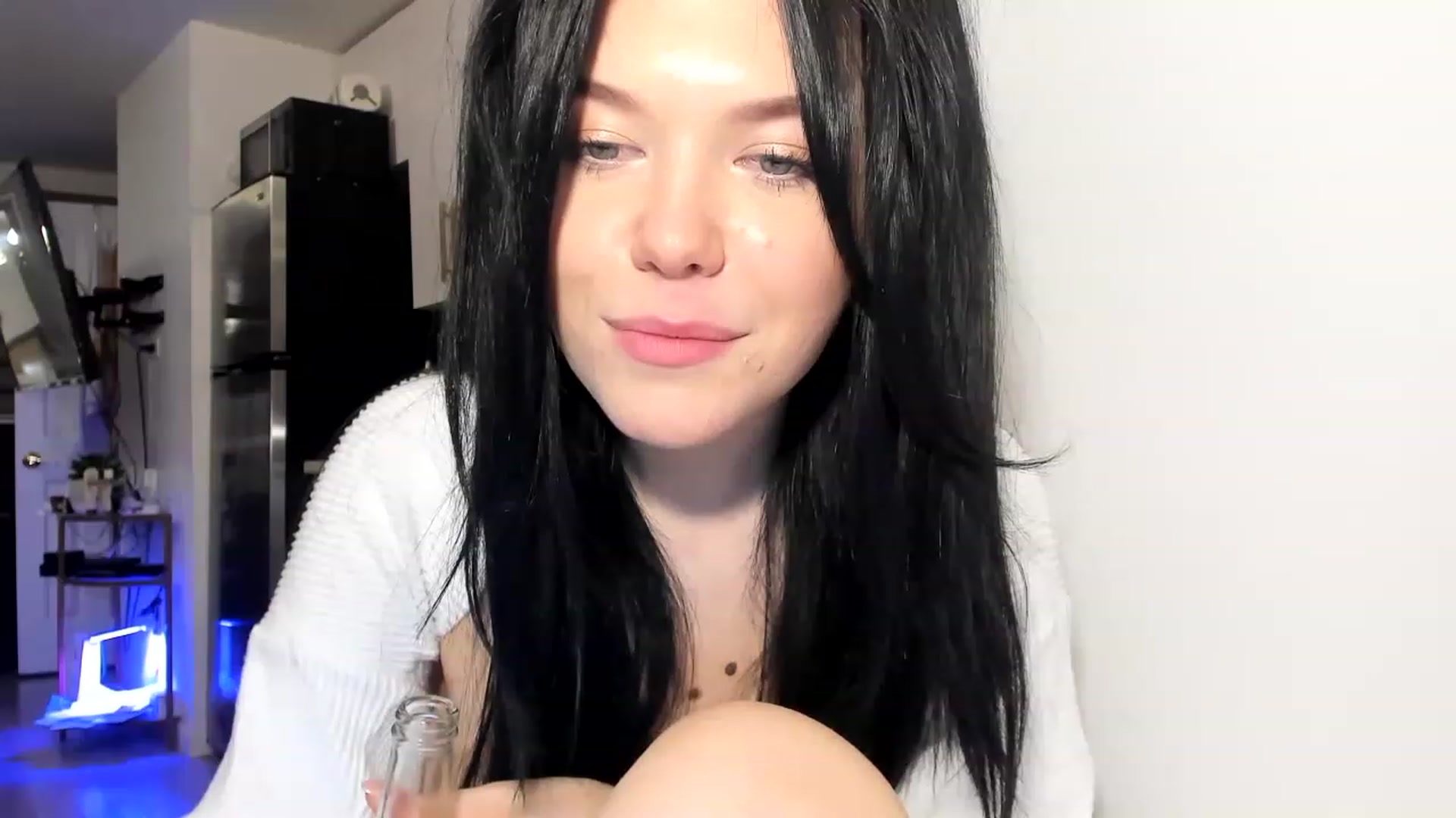 Gallery image thumbnail from Nancy_Morris's myfreecams stream on, 03/28/2023, 01:37 image 12 of 20