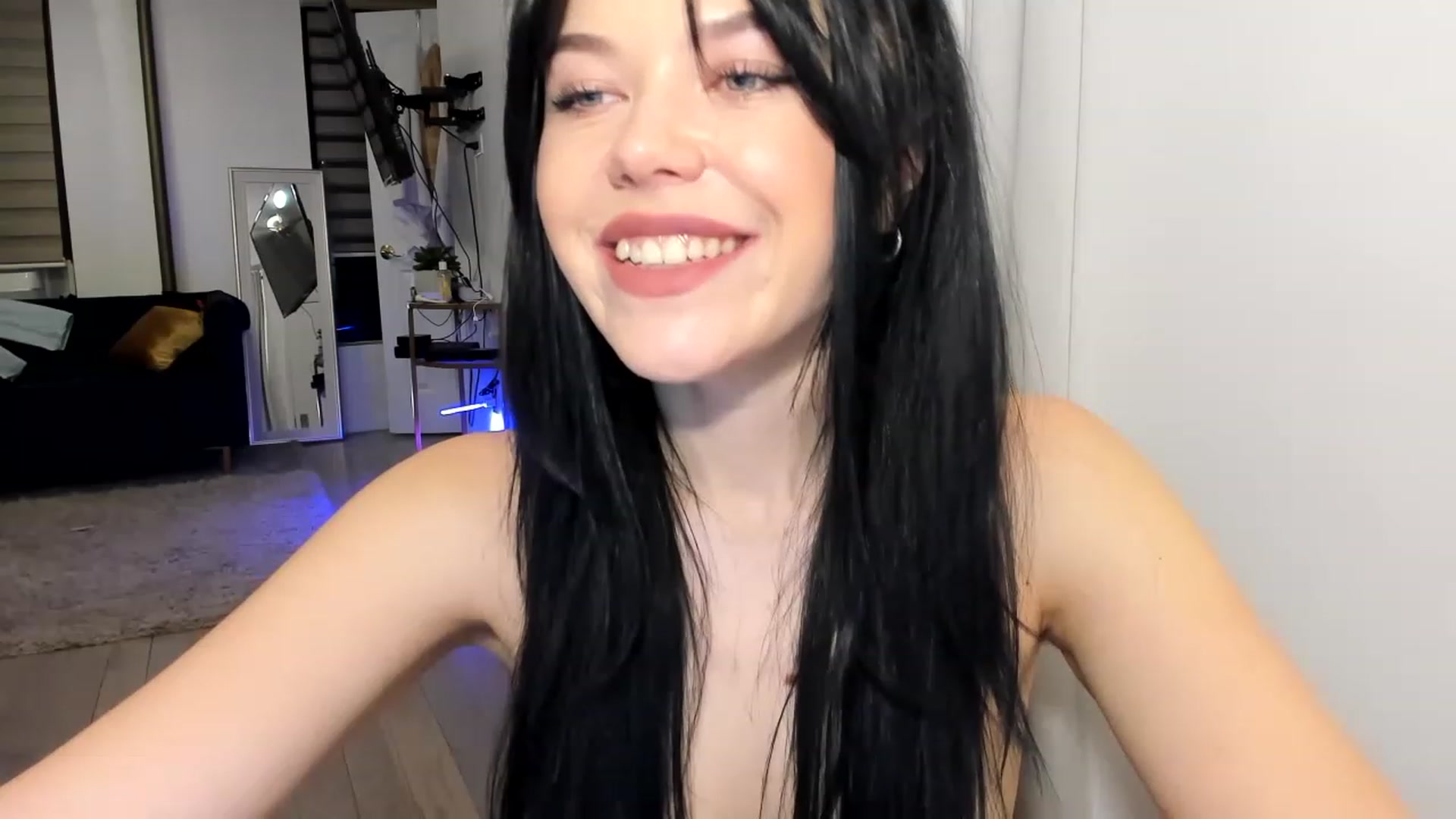 Gallery image thumbnail from Nancy_Morris's myfreecams stream on, 03/30/2023, 03:04 image 10 of 20