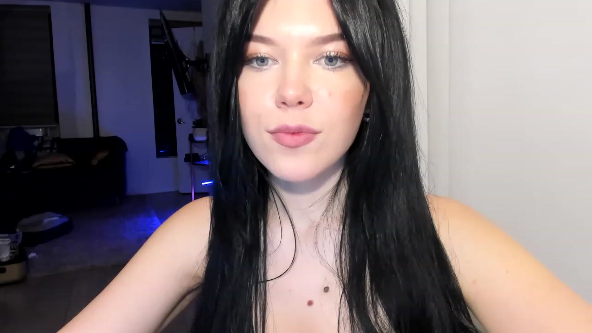 Gallery image thumbnail from Nancy_Morris's myfreecams stream on, 04/01/2023, 02:13 image 18 of 20