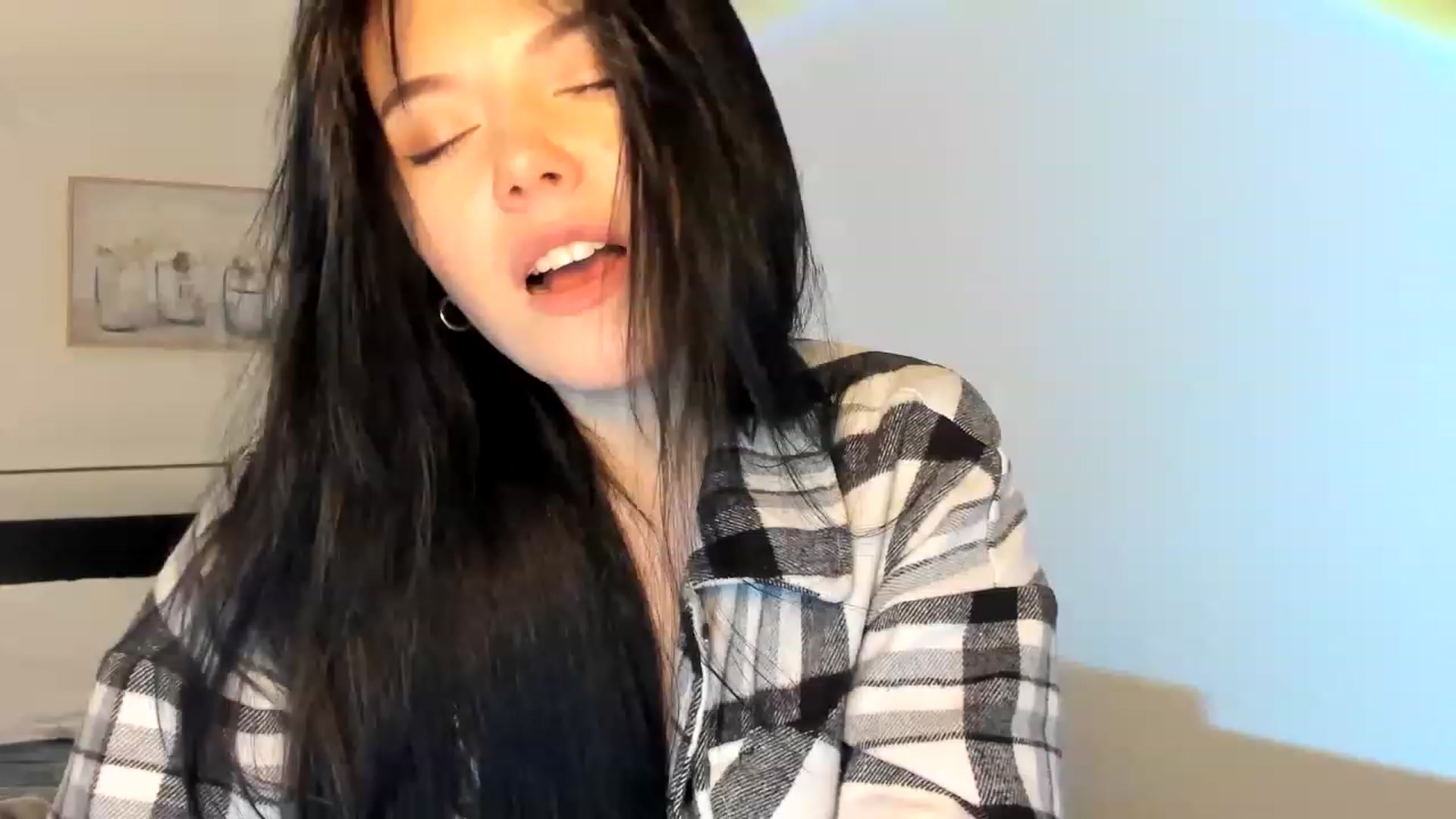 Gallery image thumbnail from Nancy_Morris's myfreecams stream on, 04/03/2023, 01:32 image 10 of 20