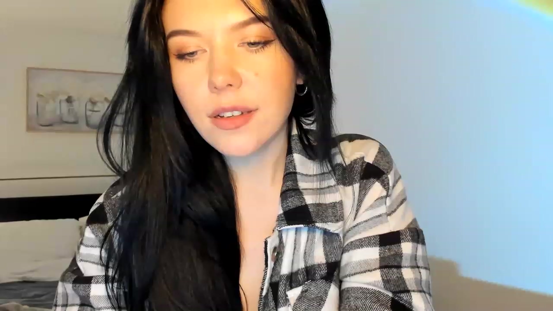 Gallery image thumbnail from Nancy_Morris's myfreecams stream on, 04/03/2023, 01:32 image 7 of 20