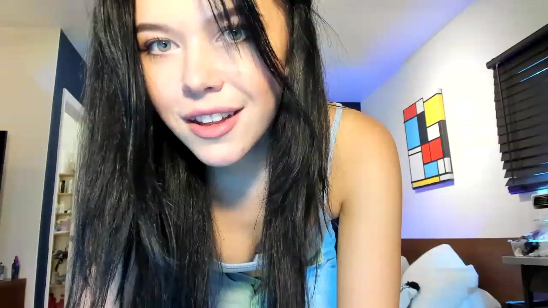 Gallery image thumbnail from Nancy_Morris's myfreecams stream on, 04/06/2023, 01:44 image 8 of 20